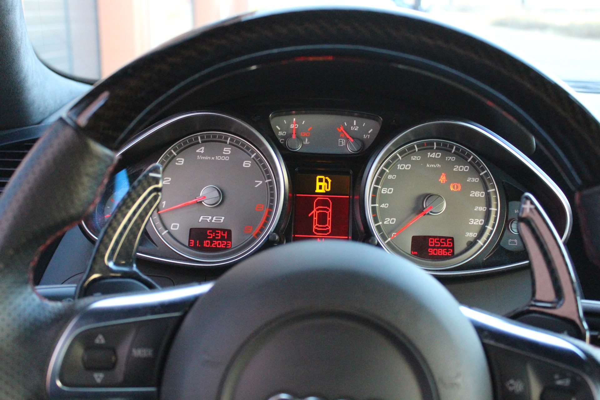 AUDI R8 Coupé 4.2 - "Sidebalde Carbone / Pack Complet Carbone / Full Black / Caméra de Recul"-image-15
