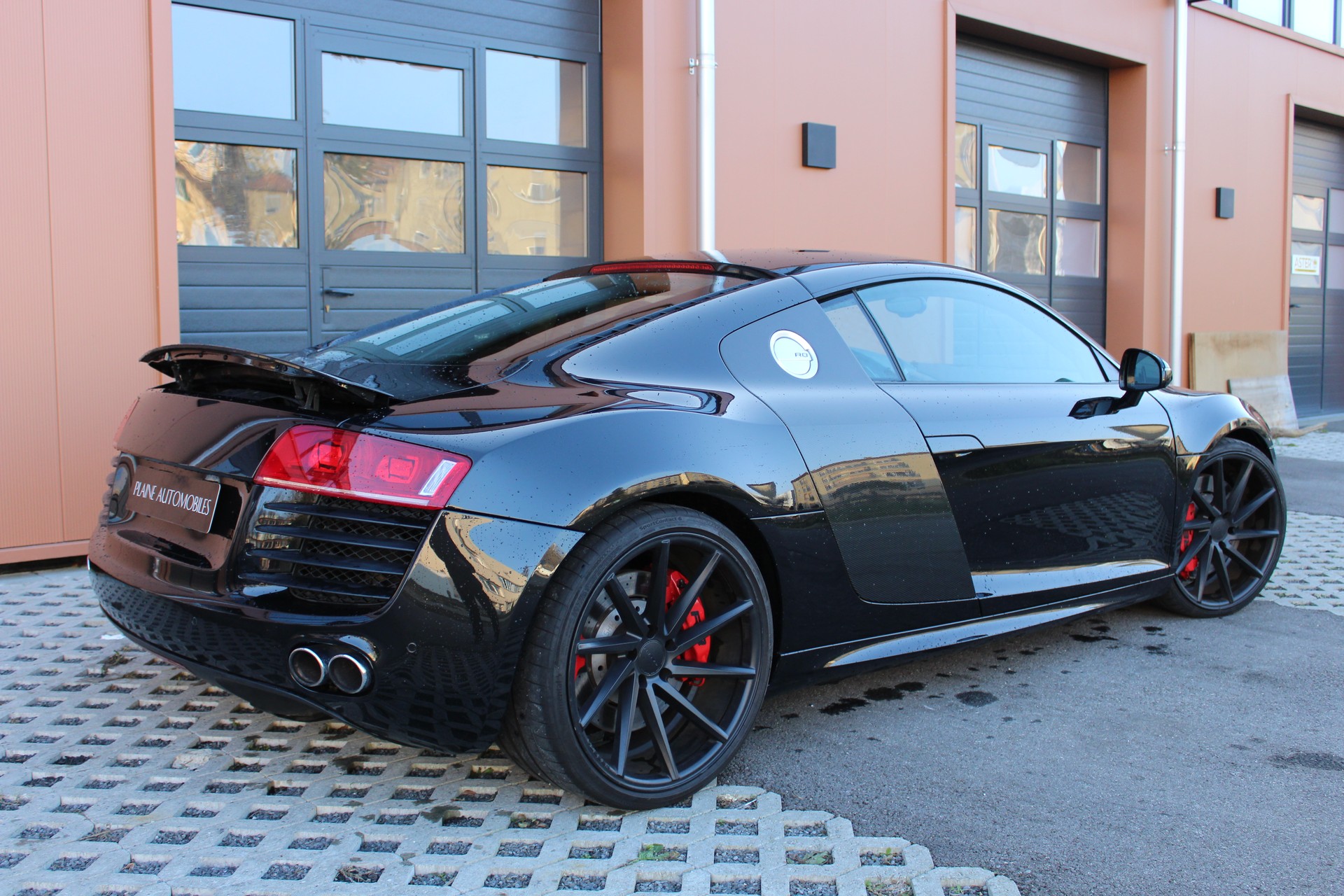 AUDI R8 Coupé 4.2 - "Sidebalde Carbone / Pack Complet Carbone / Full Black / Caméra de Recul"-image-3