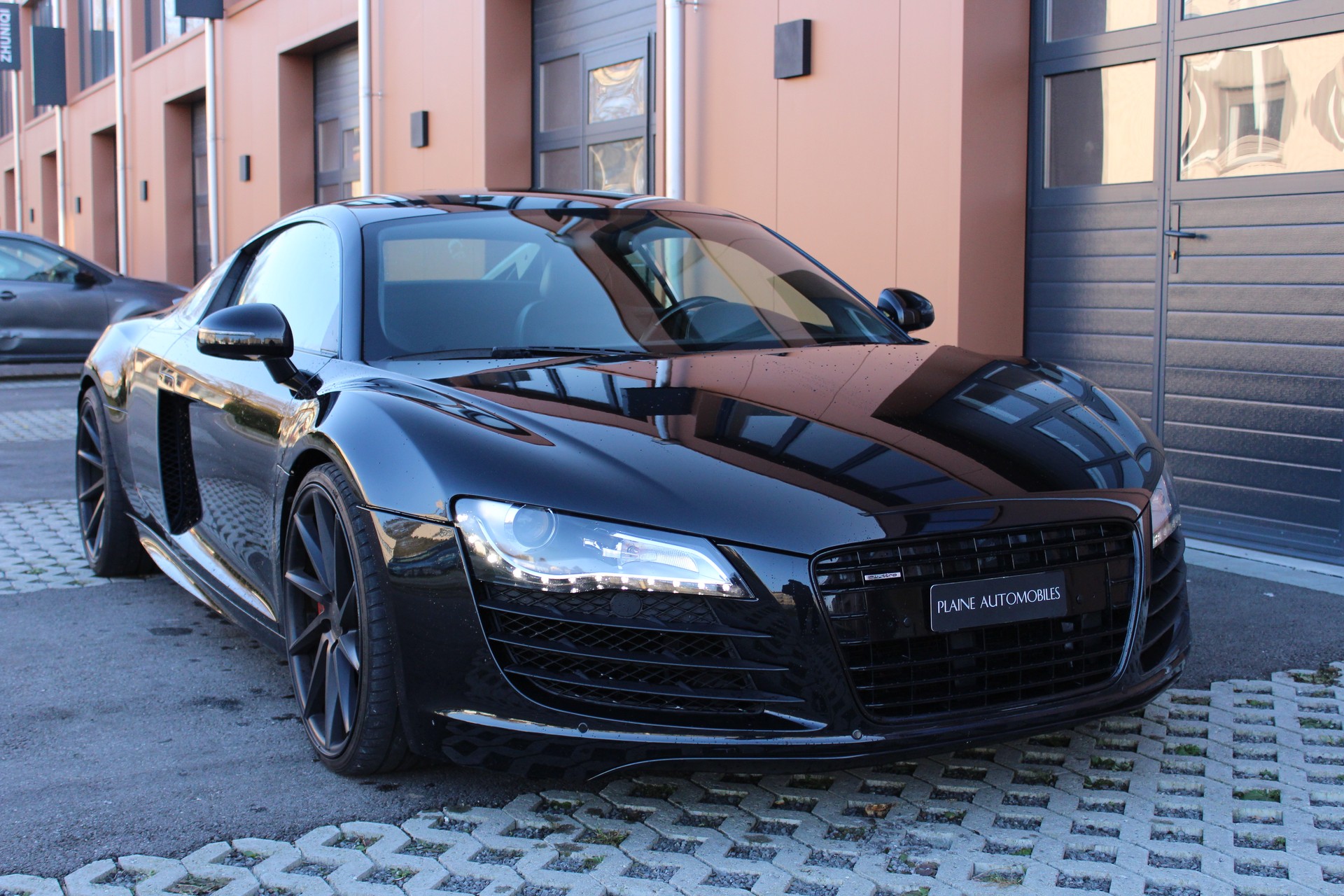 AUDI R8 Coupé 4.2 - "Sidebalde Carbone / Pack Complet Carbone / Full Black / Caméra de Recul"-image-1