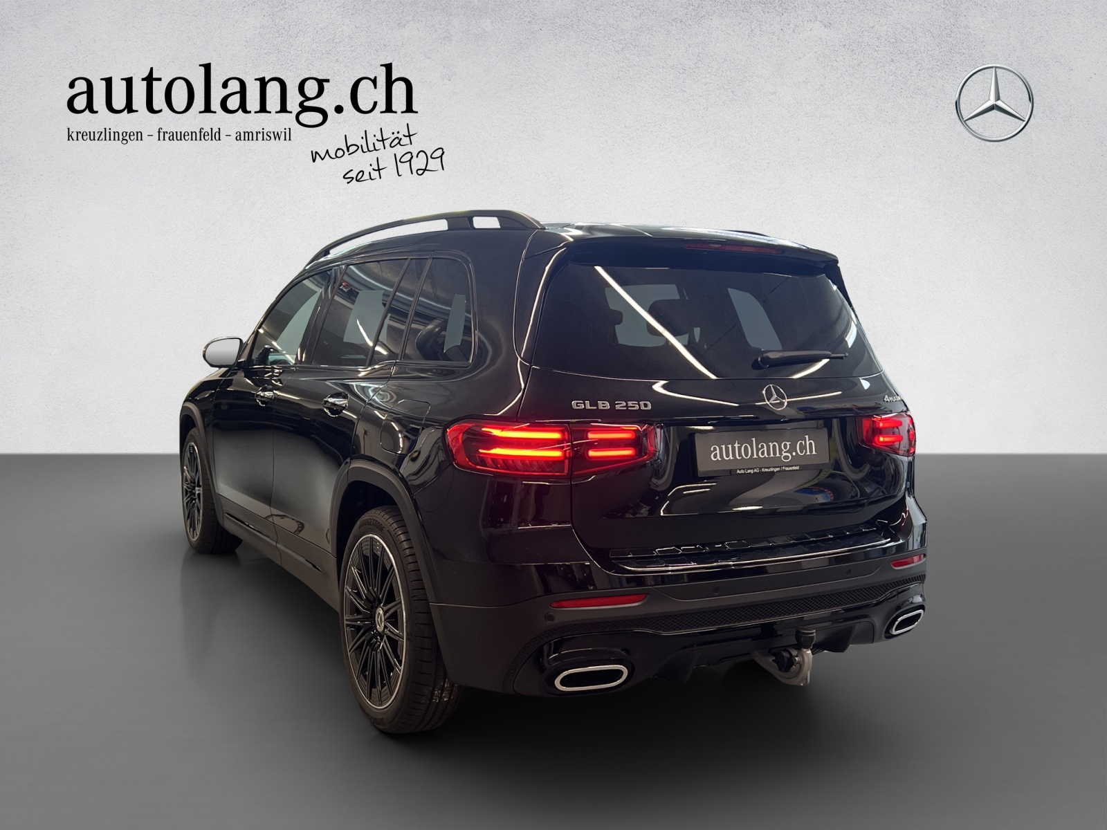 MERCEDES-BENZ GLB 250 AMG Line 4Matic-image-2