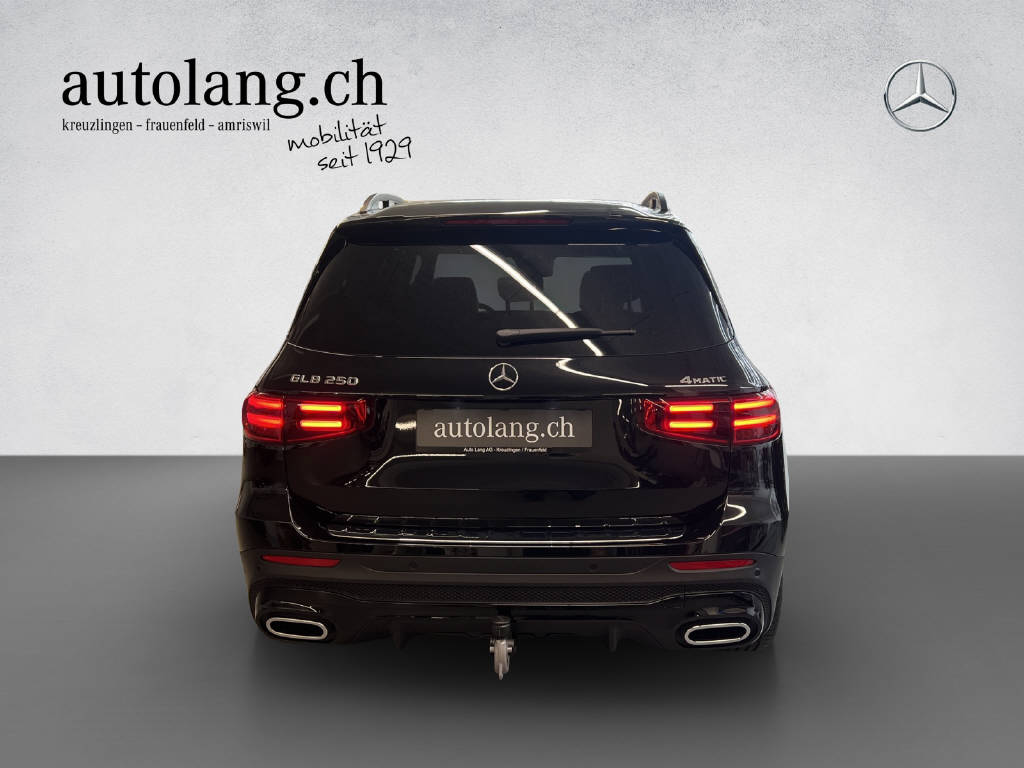 MERCEDES-BENZ GLB 250 AMG Line 4Matic-image-16