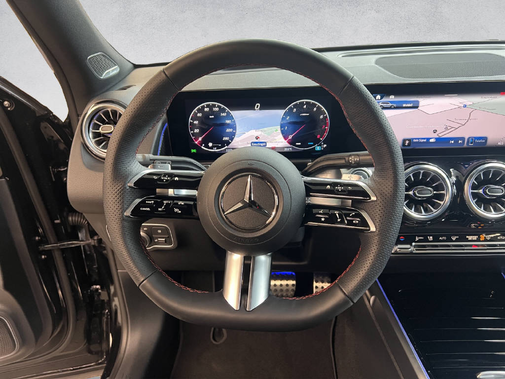 MERCEDES-BENZ GLB 250 AMG Line 4Matic-image-12