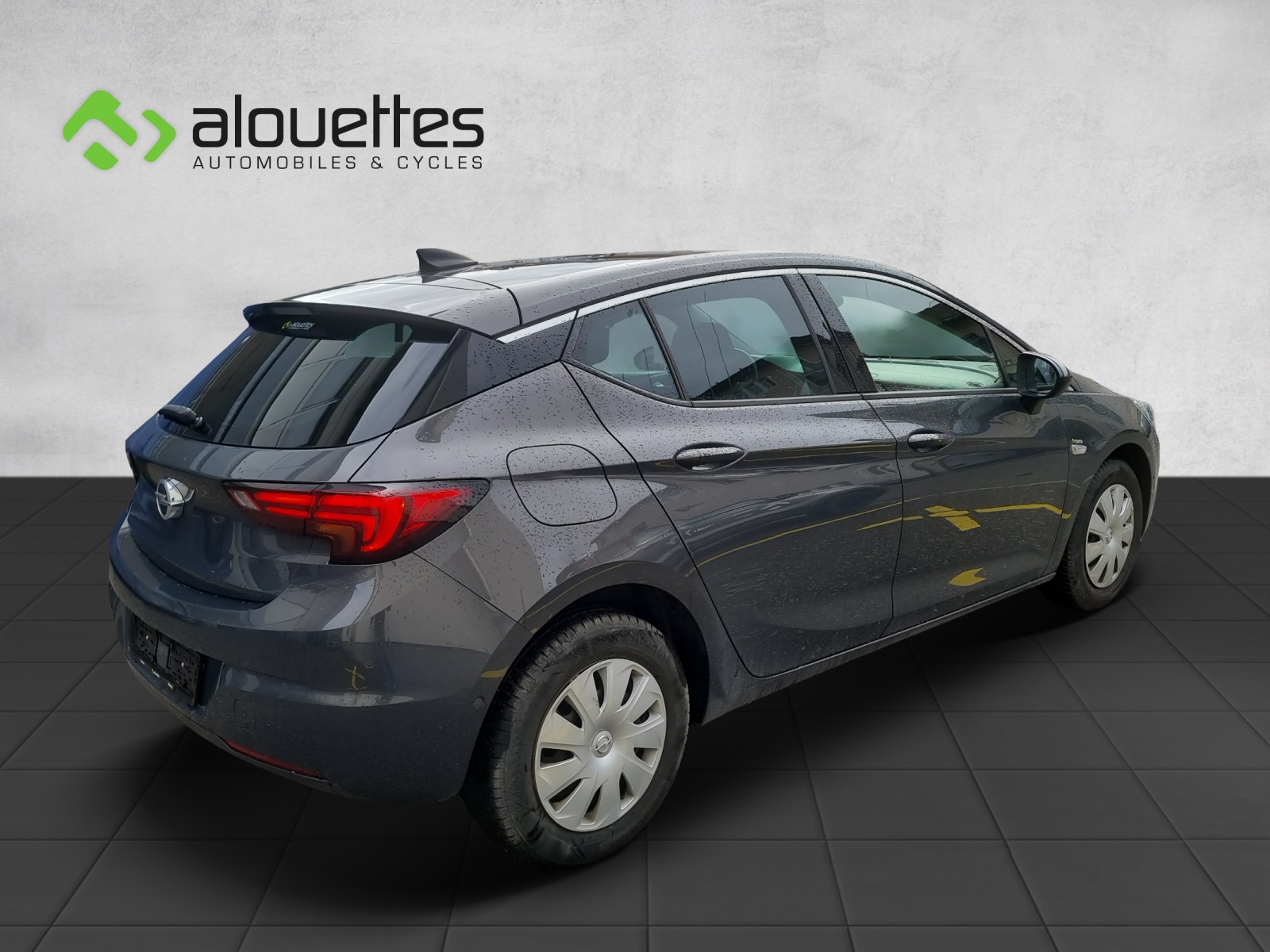 OPEL Astra 1.4i Turbo Excellence-showroom-element-3