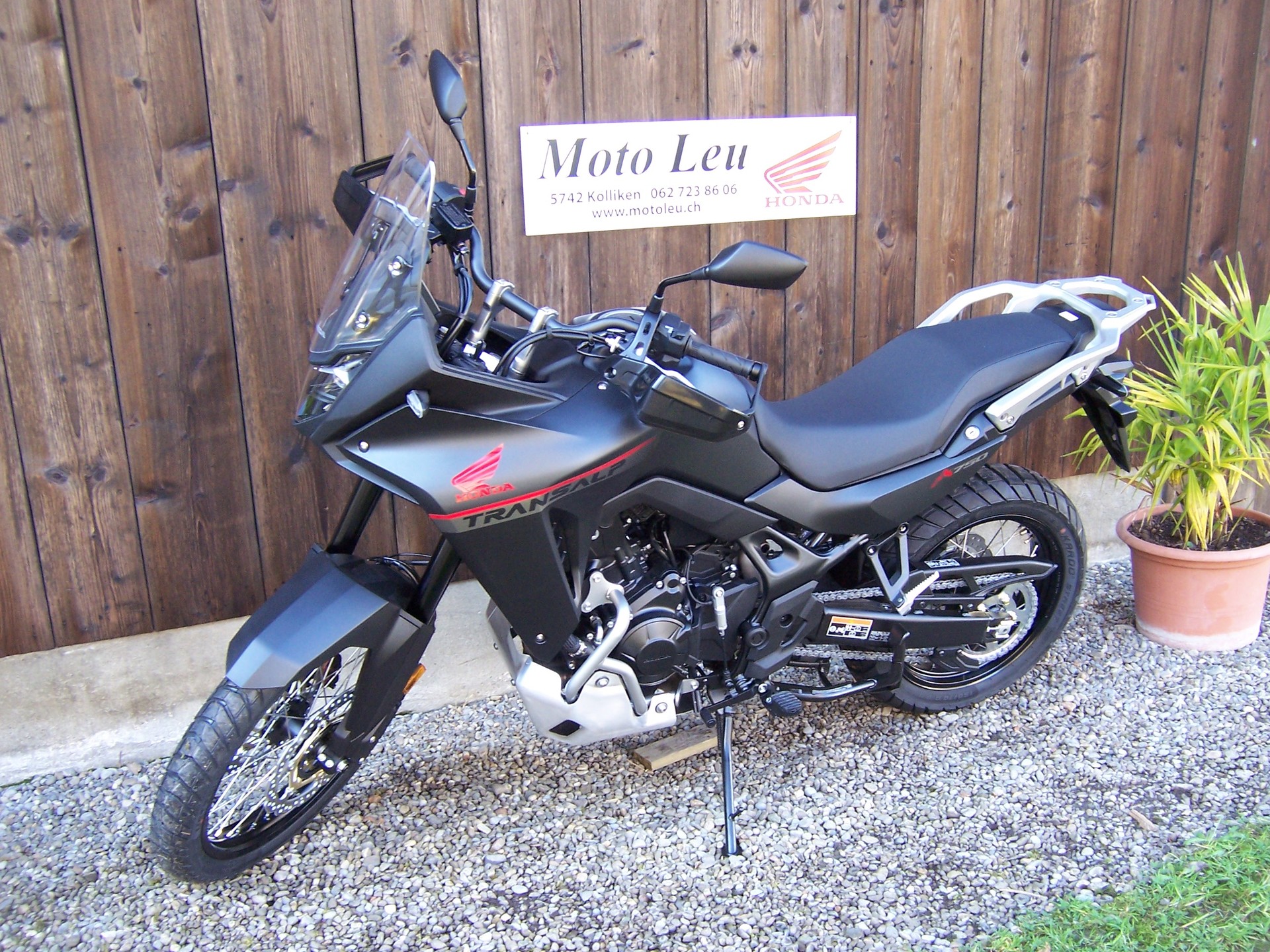 HONDA XL 750 Transalp Rally Edition-image-14