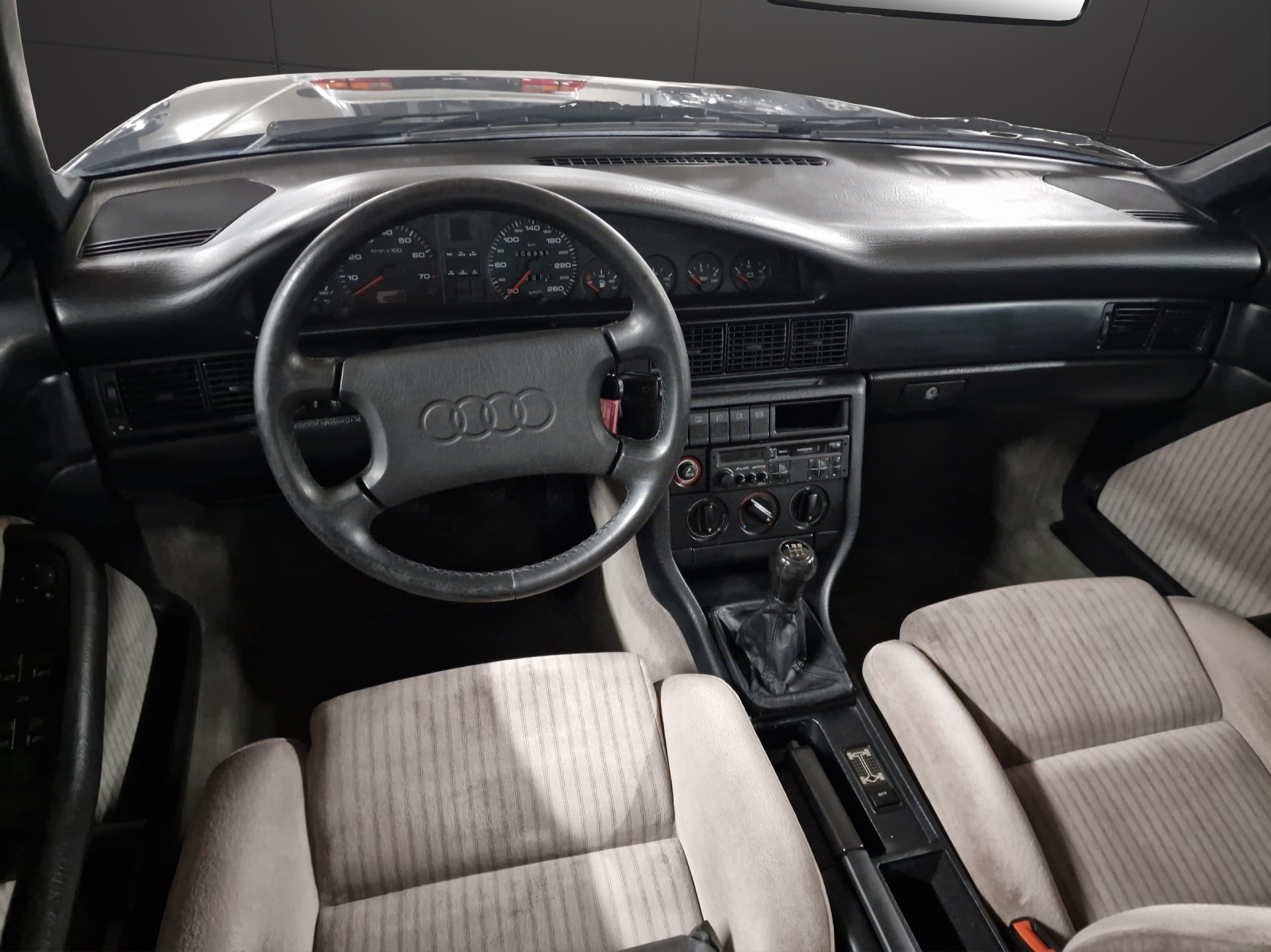 AUDI 100 2.2 Turbo quattro-image-6