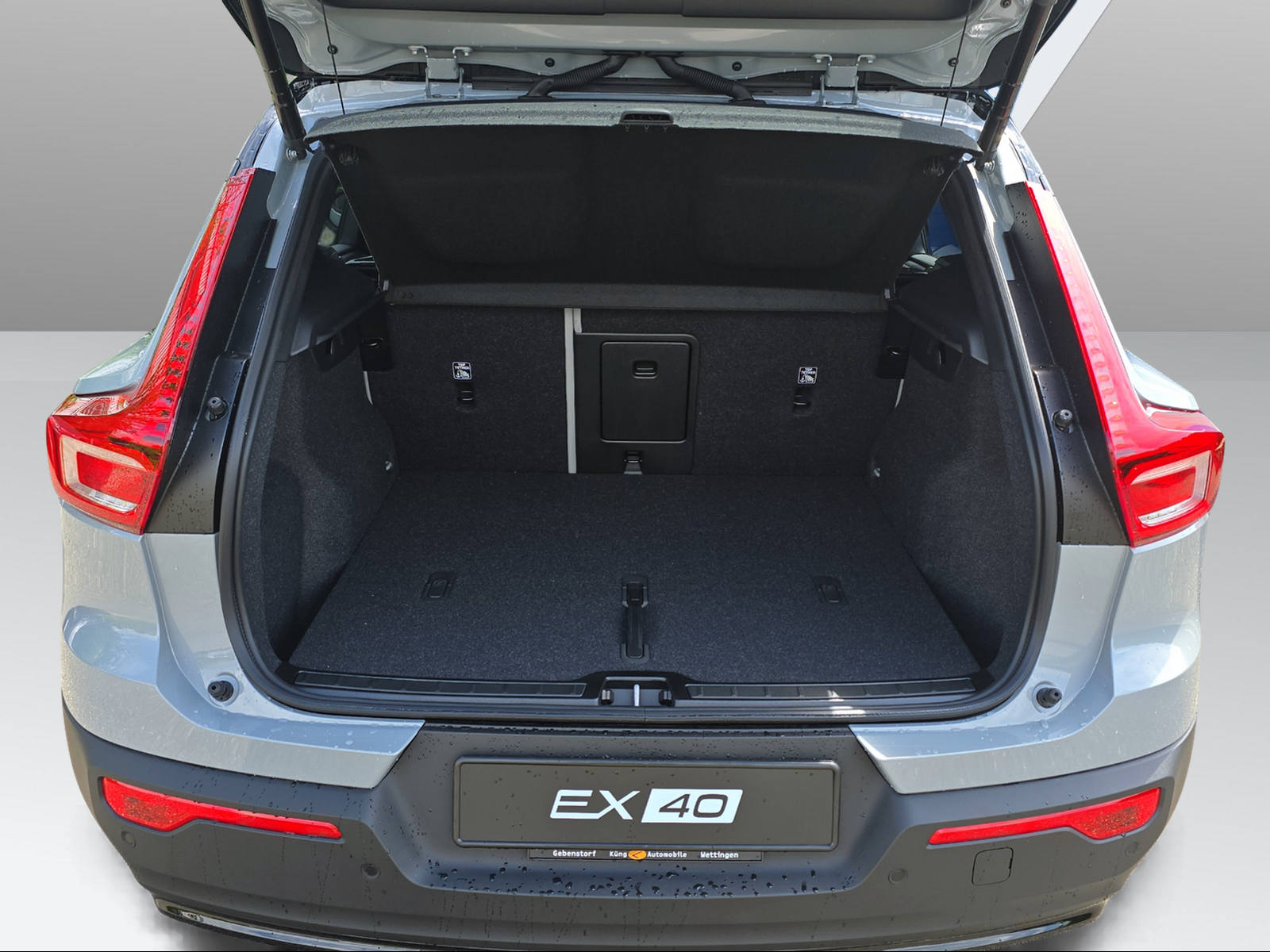 VOLVO EX40 82kWh Single Motor Extended Range Ultra-image-5