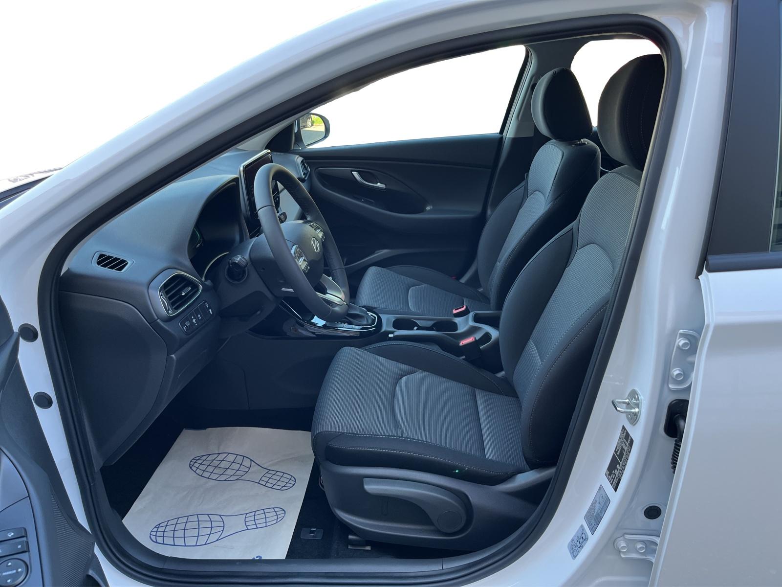 HYUNDAI i30 1.5 T-GDi Origo-image-5