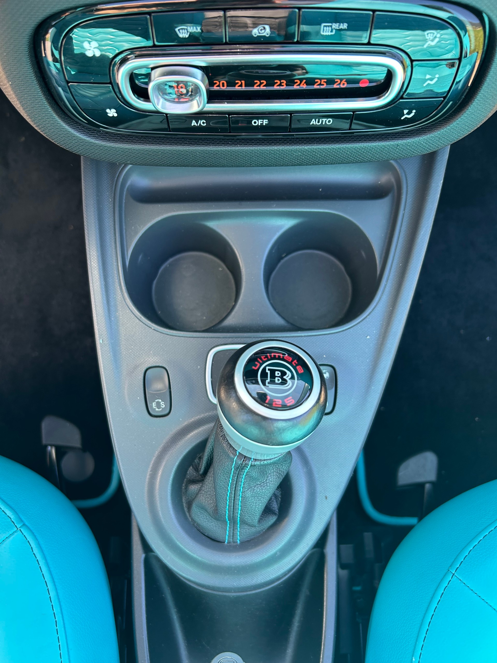 SMART fortwo Brabus Ultimate 125 Édition limitée 1 of 125-image-16