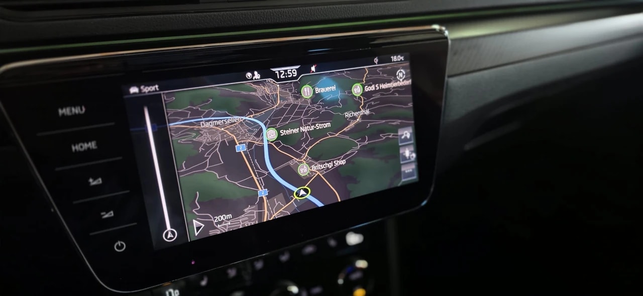 SKODA Superb 1.4 TSI Sport Line PHEV DSG *CH-Fahrzeug*-image-26