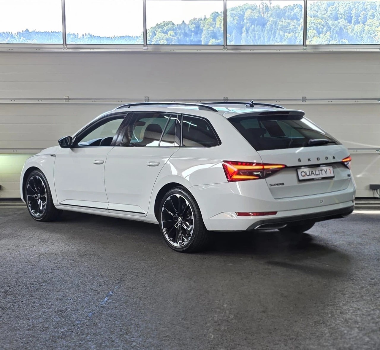 SKODA Superb 1.4 TSI Sport Line PHEV DSG *CH-Fahrzeug*-image-2