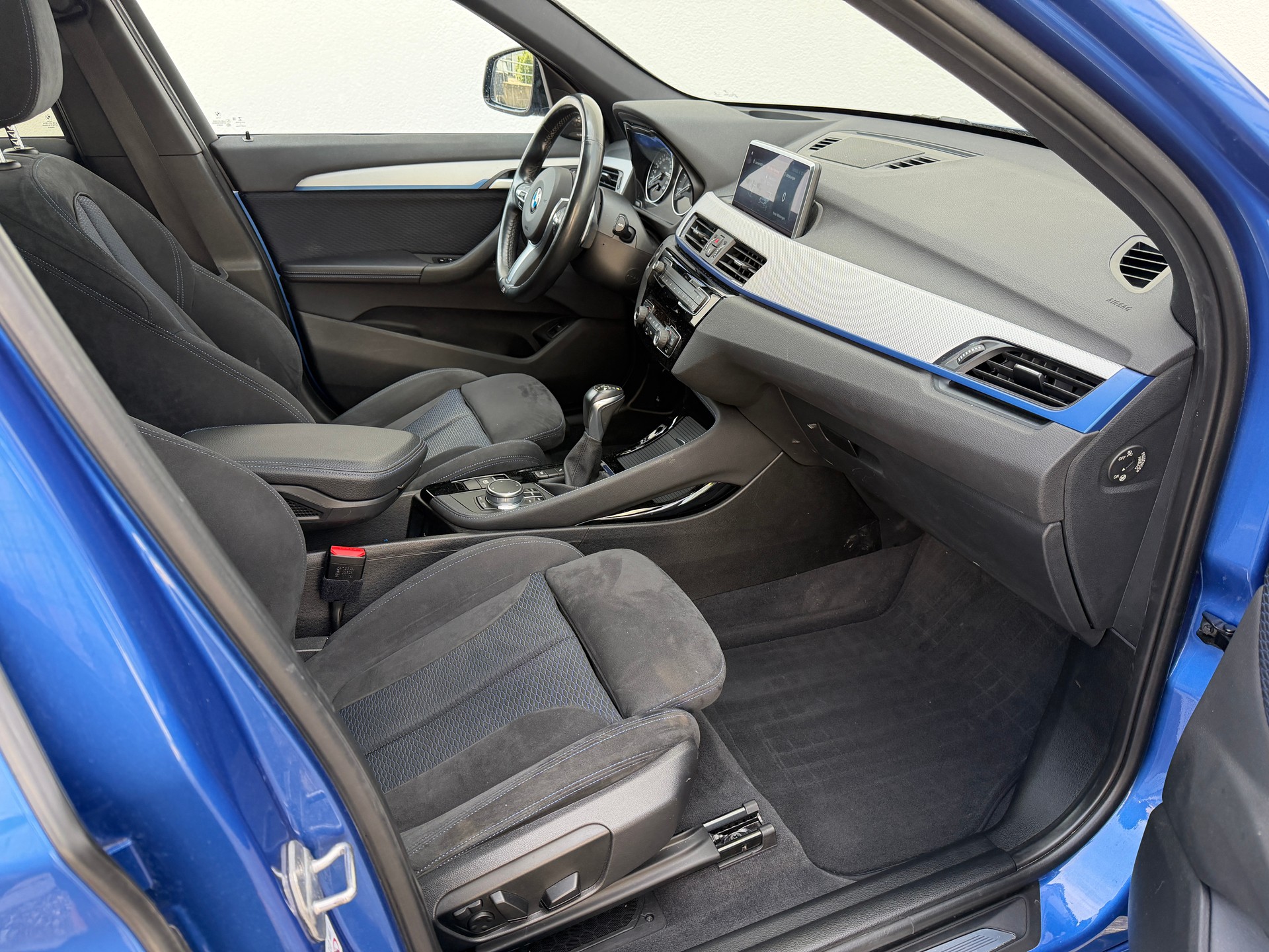 BMW X1 xDrive 25d M Sport Steptronic-image-8