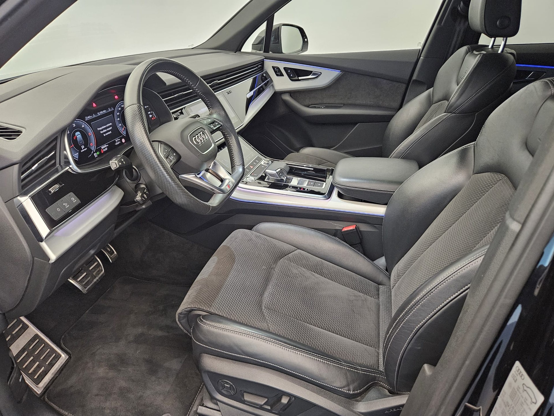 AUDI Q7 50 TDI quattro tiptronic-image-10