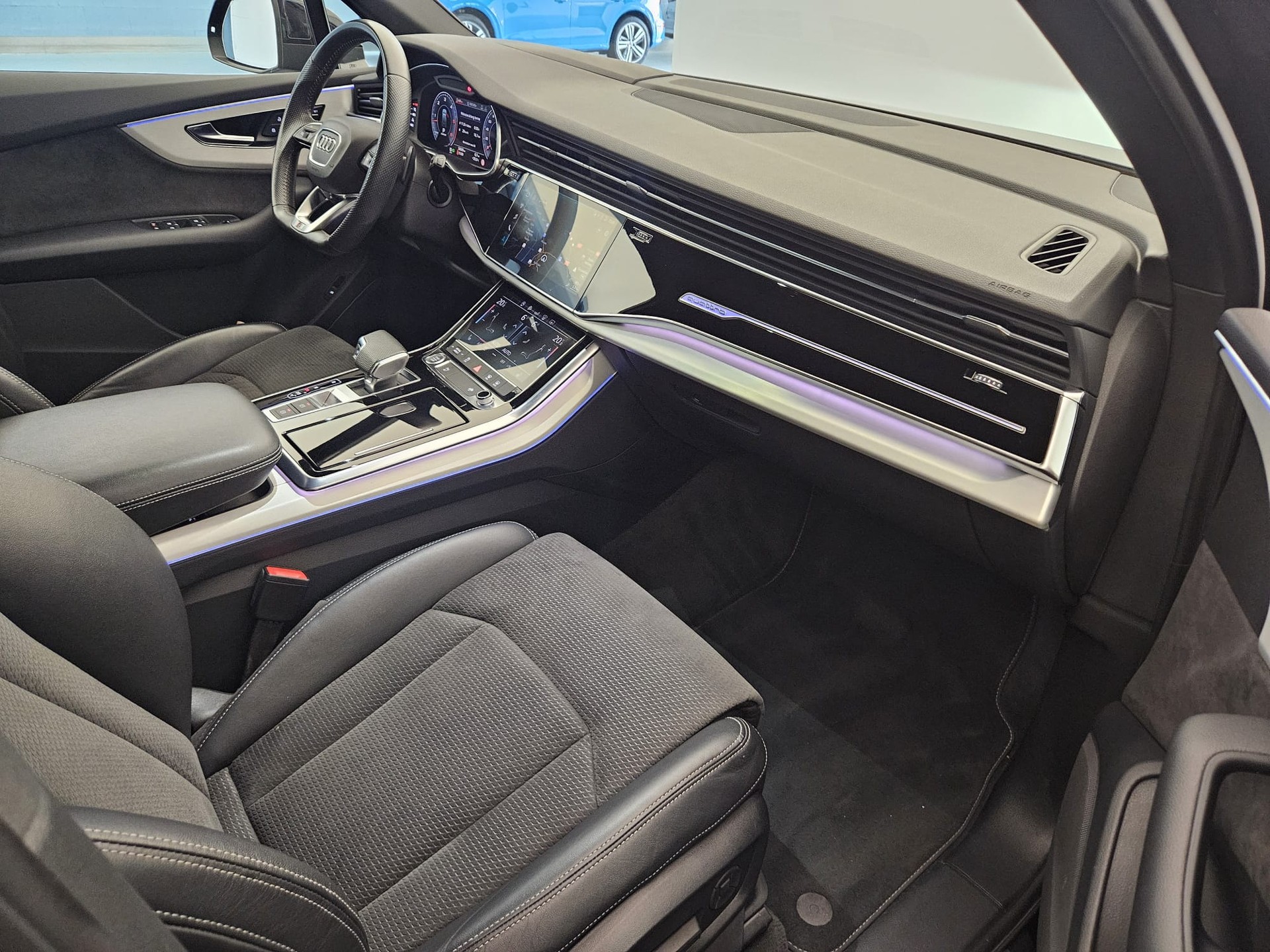 AUDI Q7 50 TDI quattro tiptronic-image-11