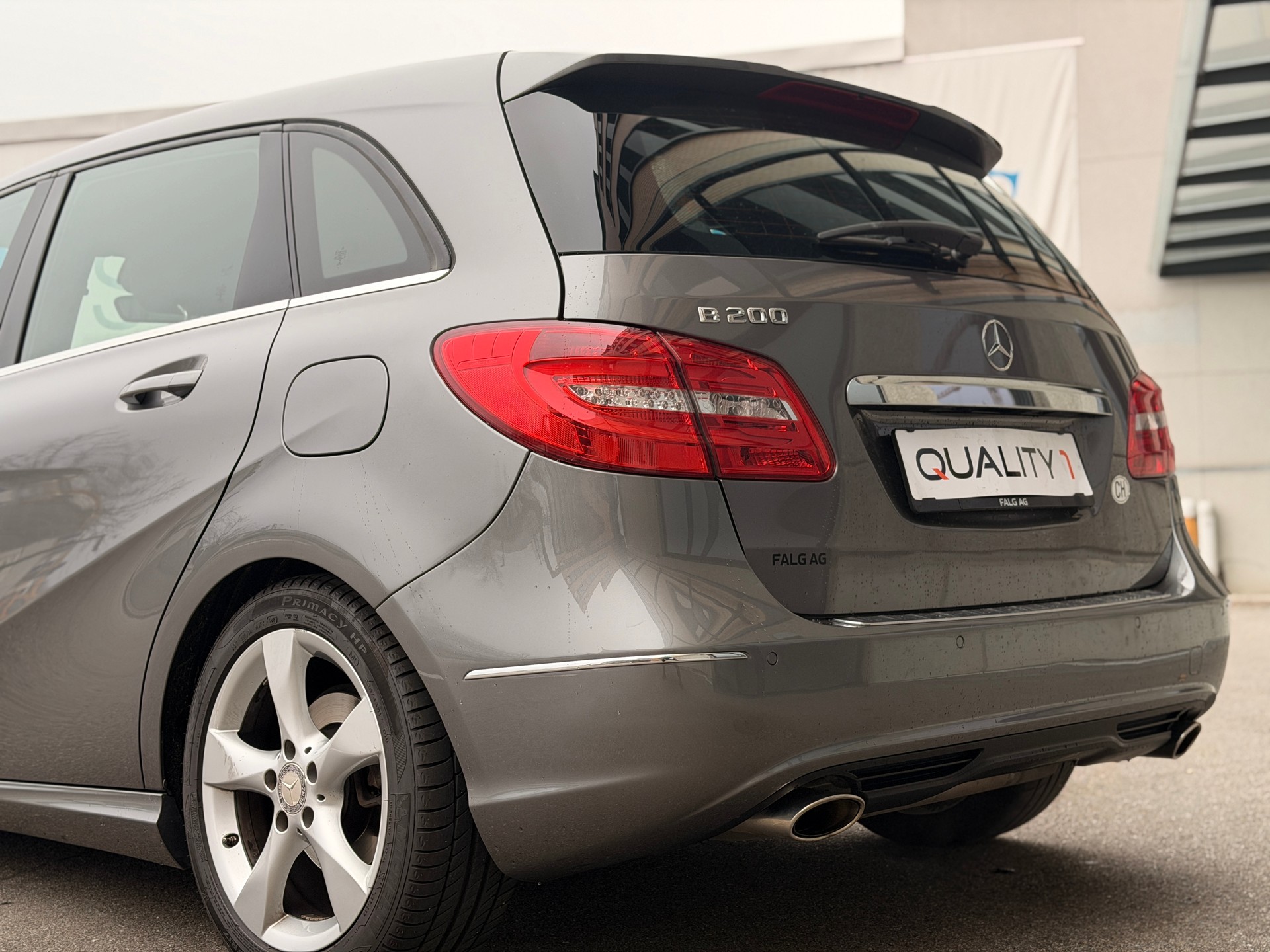 MERCEDES-BENZ B 200 7G-DCT-image-9