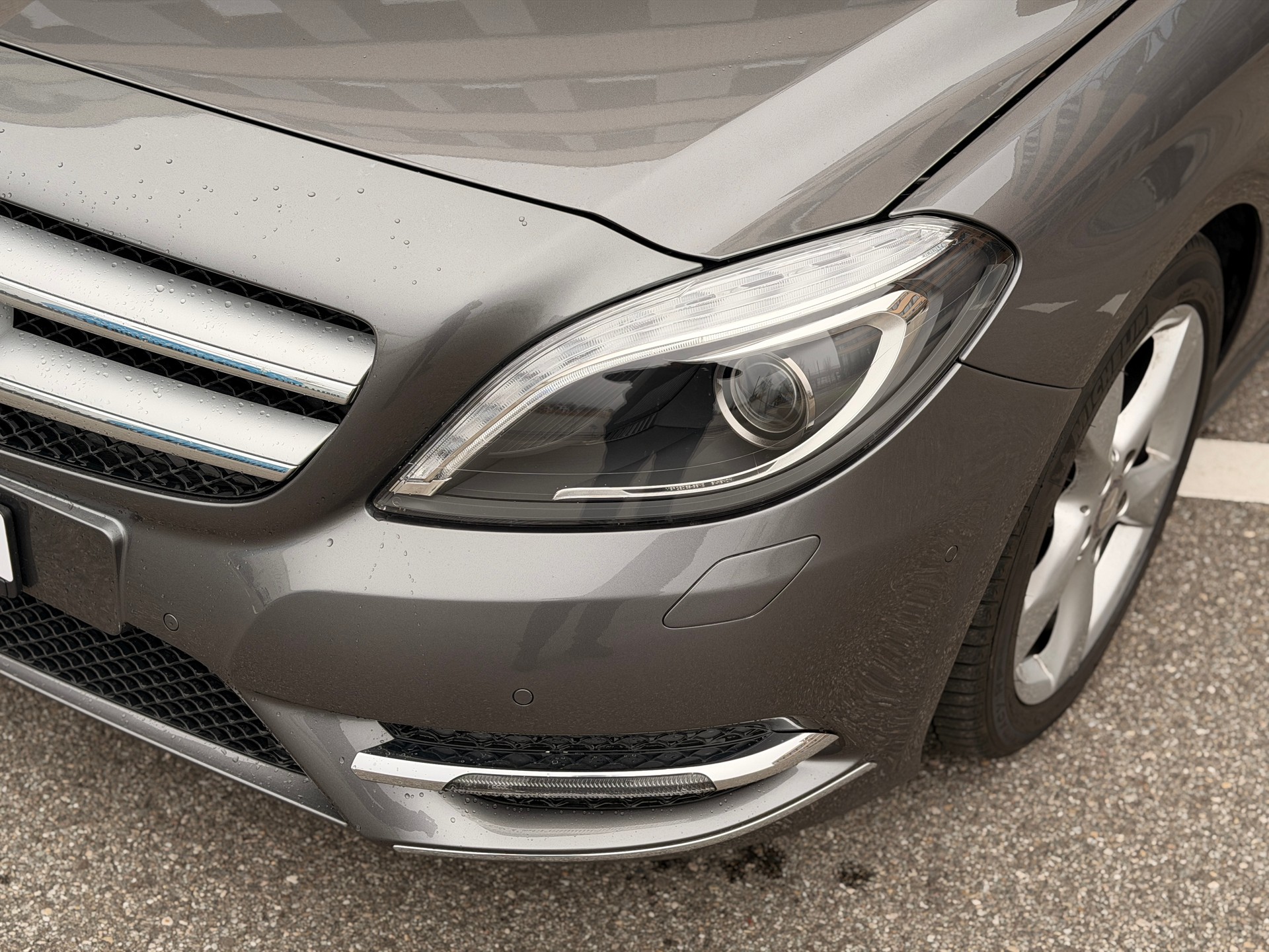 MERCEDES-BENZ B 200 7G-DCT-image-7