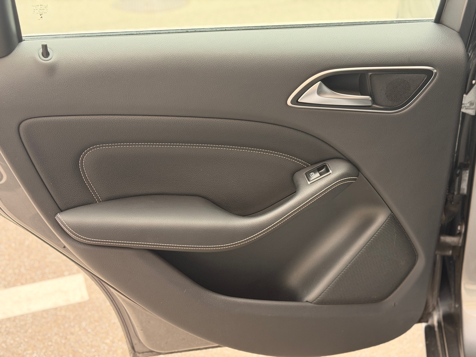 MERCEDES-BENZ B 200 7G-DCT-image-19