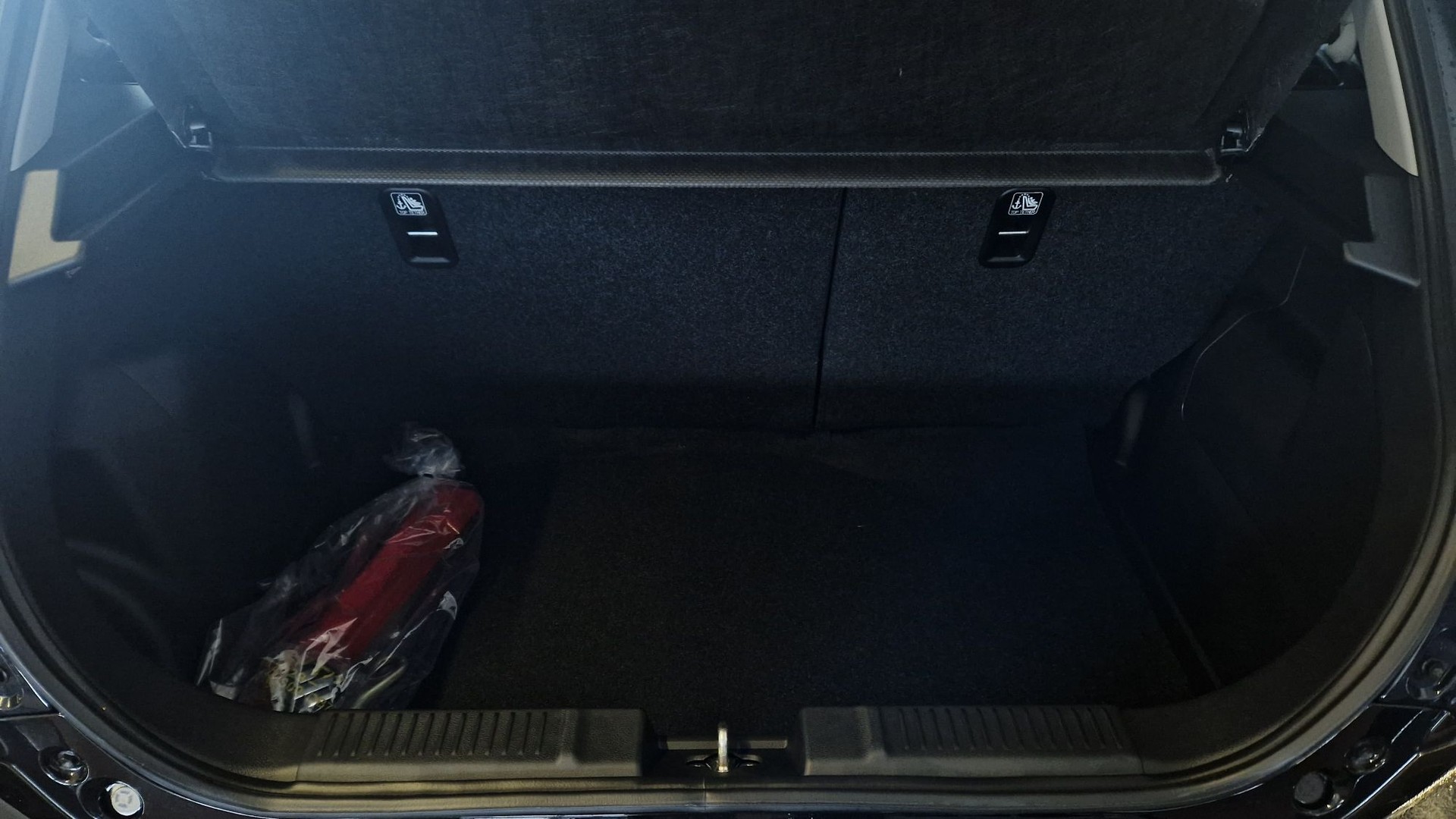 SUZUKI Swift 1.2 Compact Top Hybrid 4x4-image-9