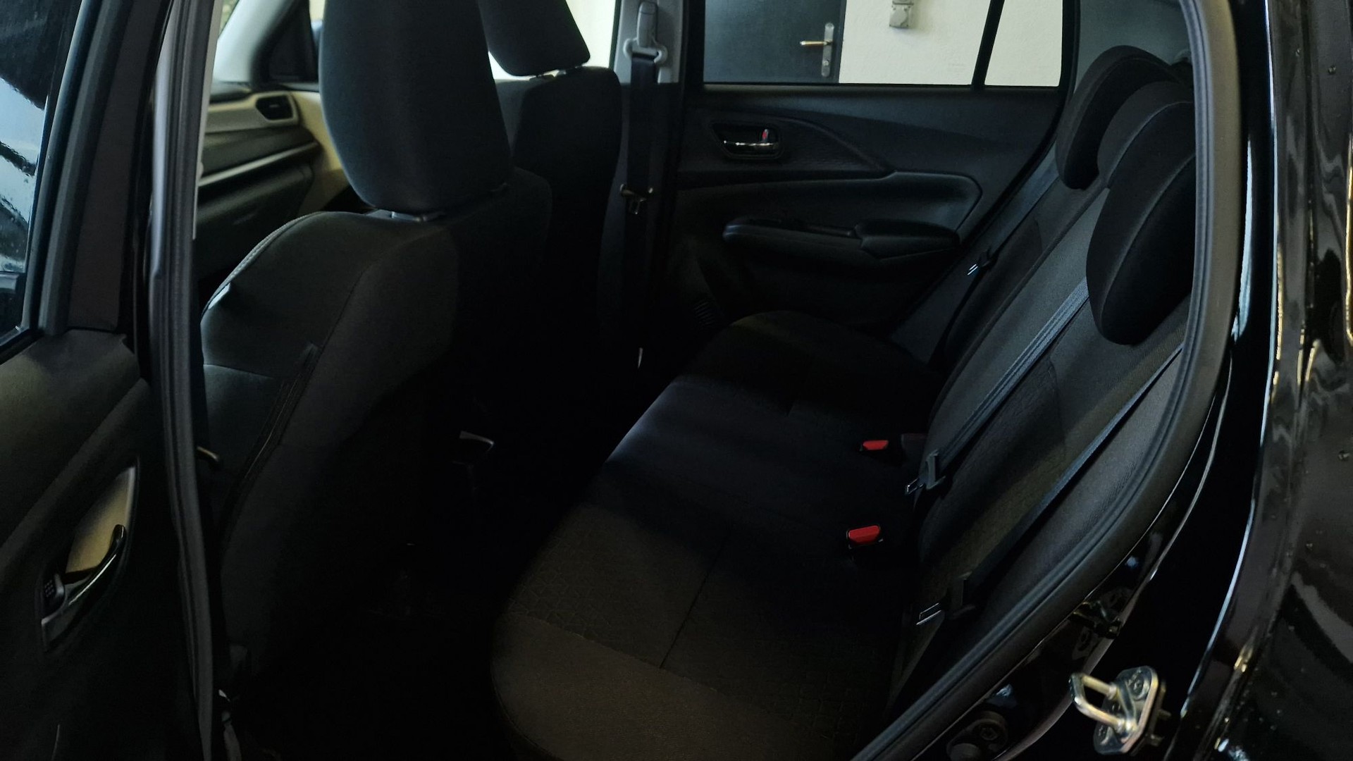 SUZUKI Swift 1.2 Compact Top Hybrid 4x4-image-5