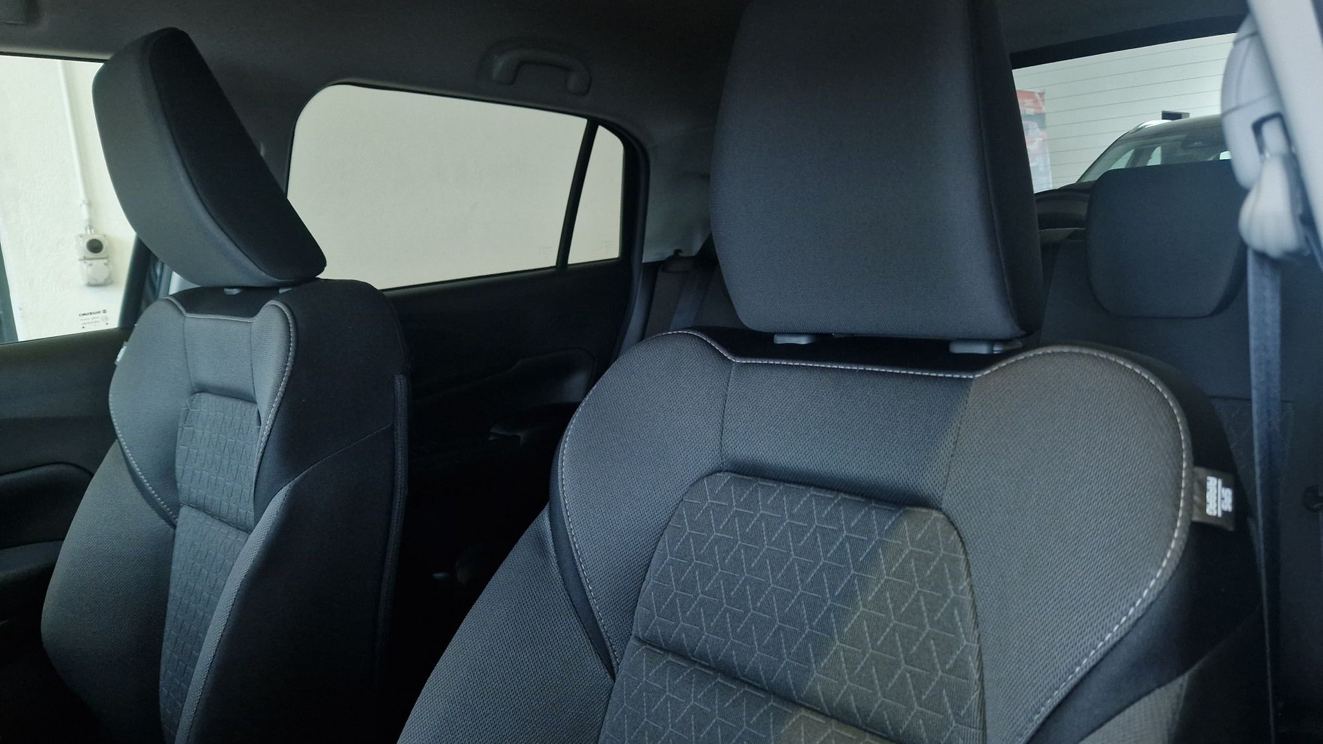 SUZUKI Swift 1.2 Compact Top Hybrid 4x4-image-10