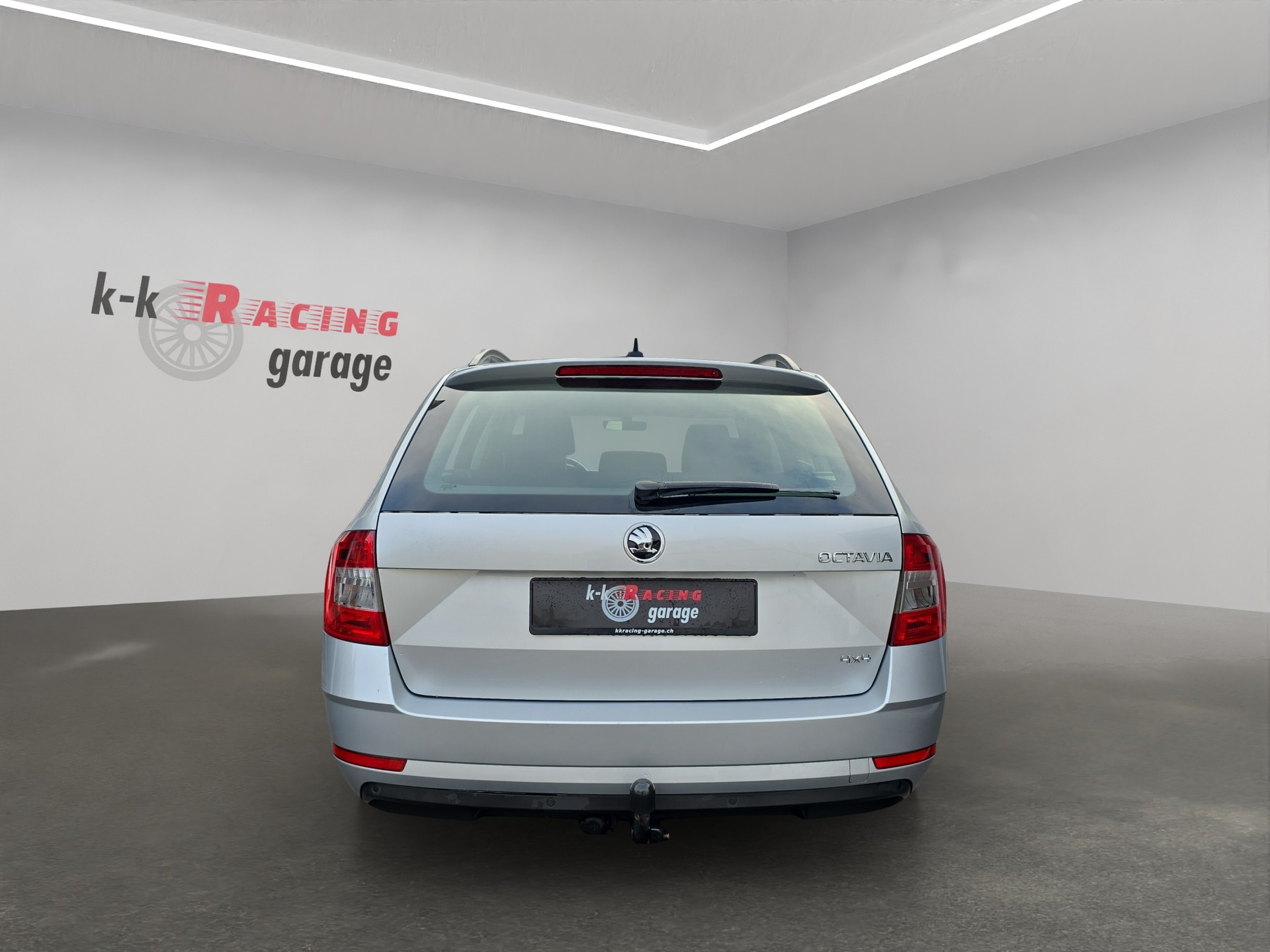 SKODA Octavia Combi 2.0 TDI Ambition 4x4-image-4