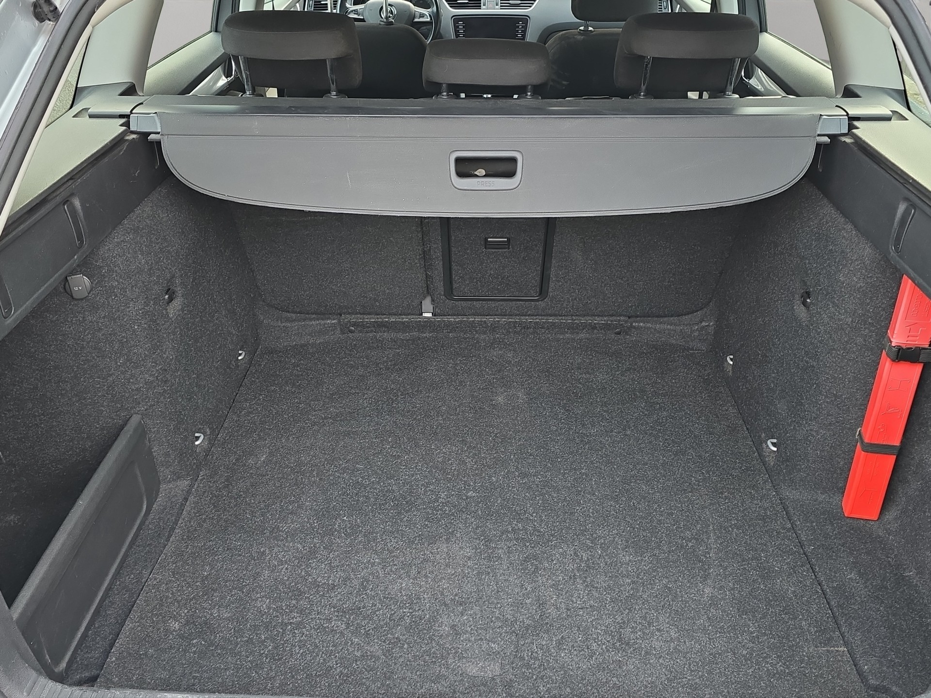 SKODA Octavia Combi 2.0 TDI Ambition 4x4-image-6