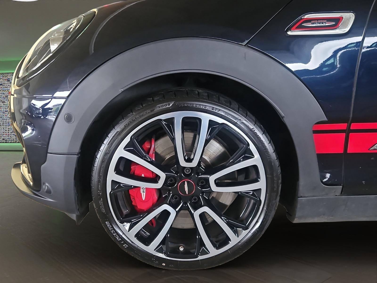 MINI Clubman F54 2.0i John Cooper Works ALL4-image-5