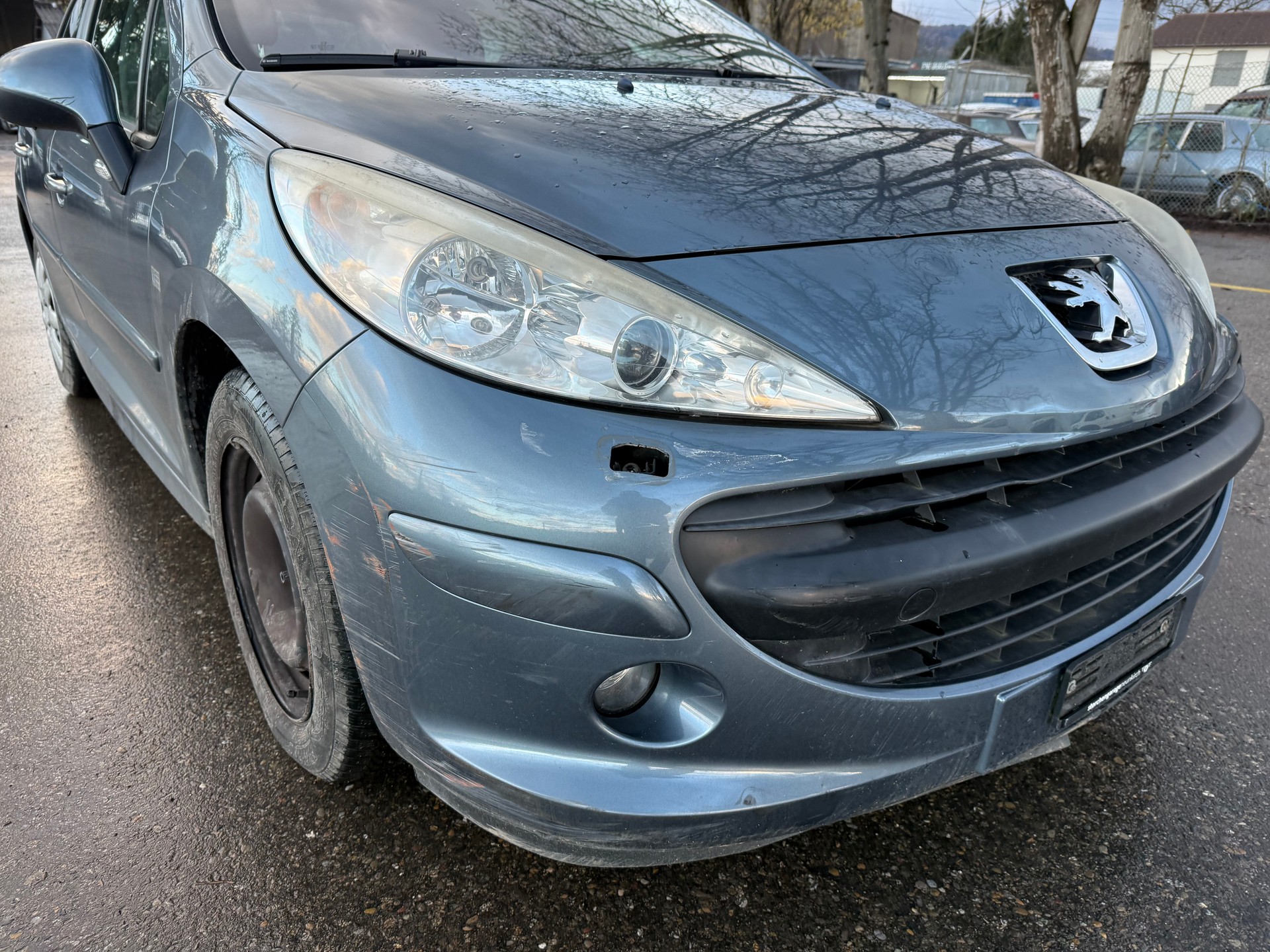 PEUGEOT 207 1.6 16V XS Automatic-image-1