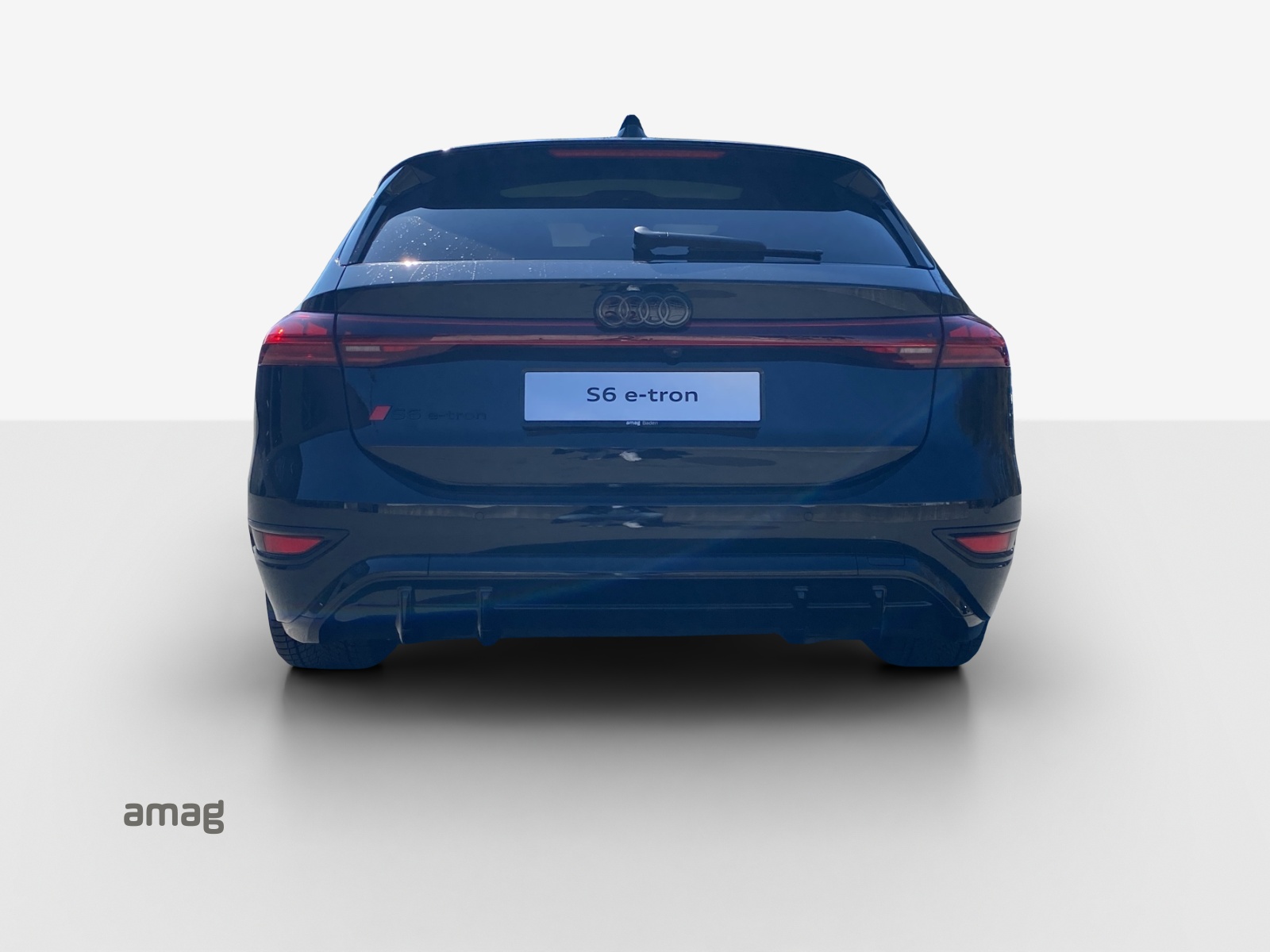 AUDI S6 Avant e-tron quattro-image-3