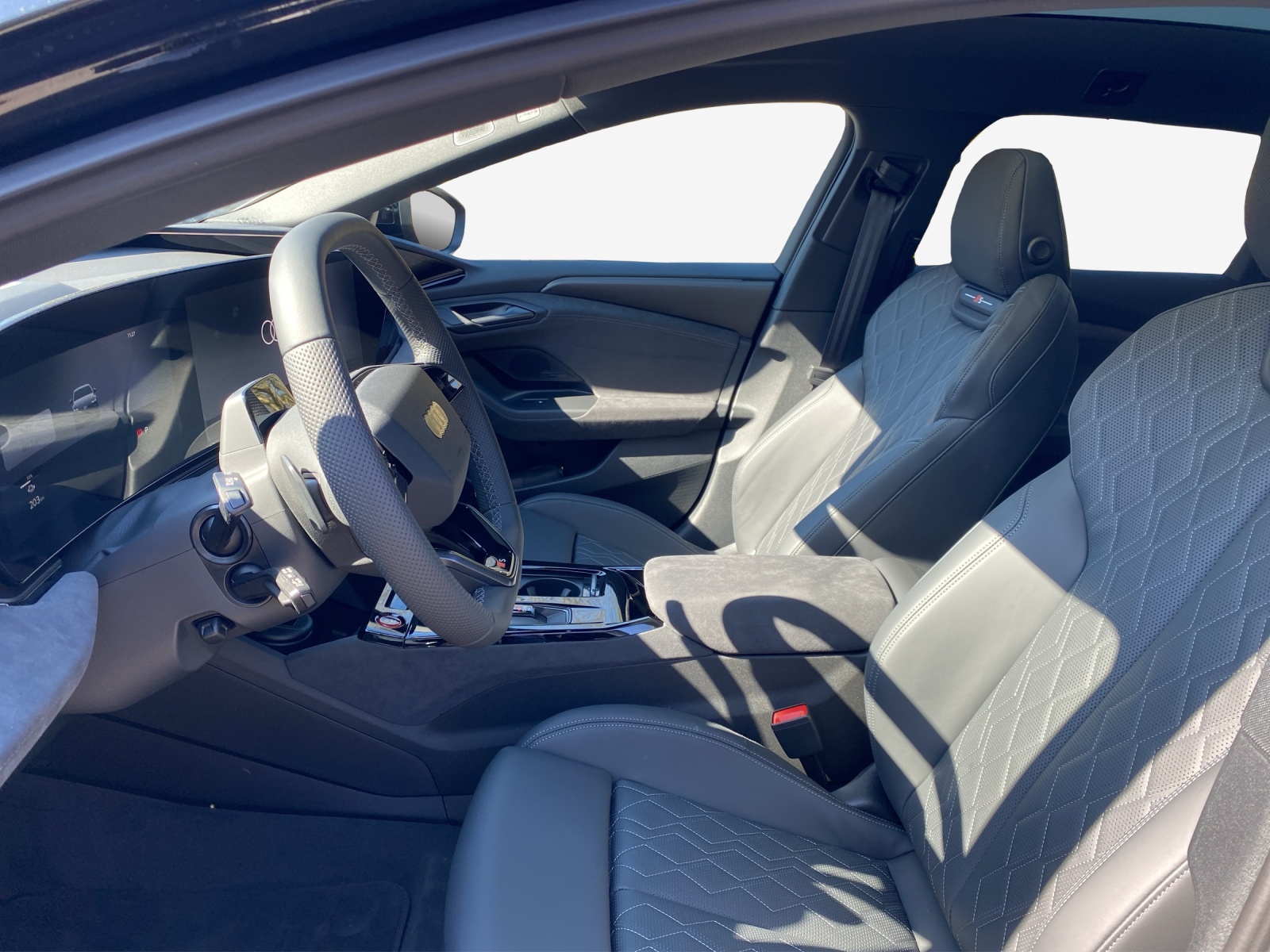 AUDI S6 Avant e-tron quattro-image-7