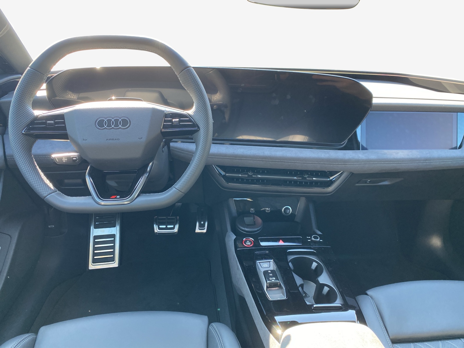 AUDI S6 Avant e-tron quattro-image-8