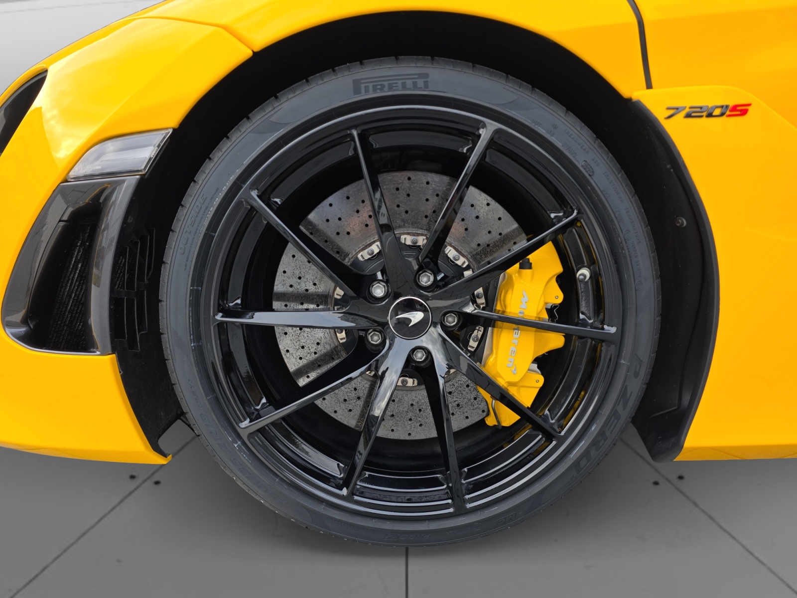 McLAREN 720S Coupé Luxury 4.0 V8 SSG-image-8