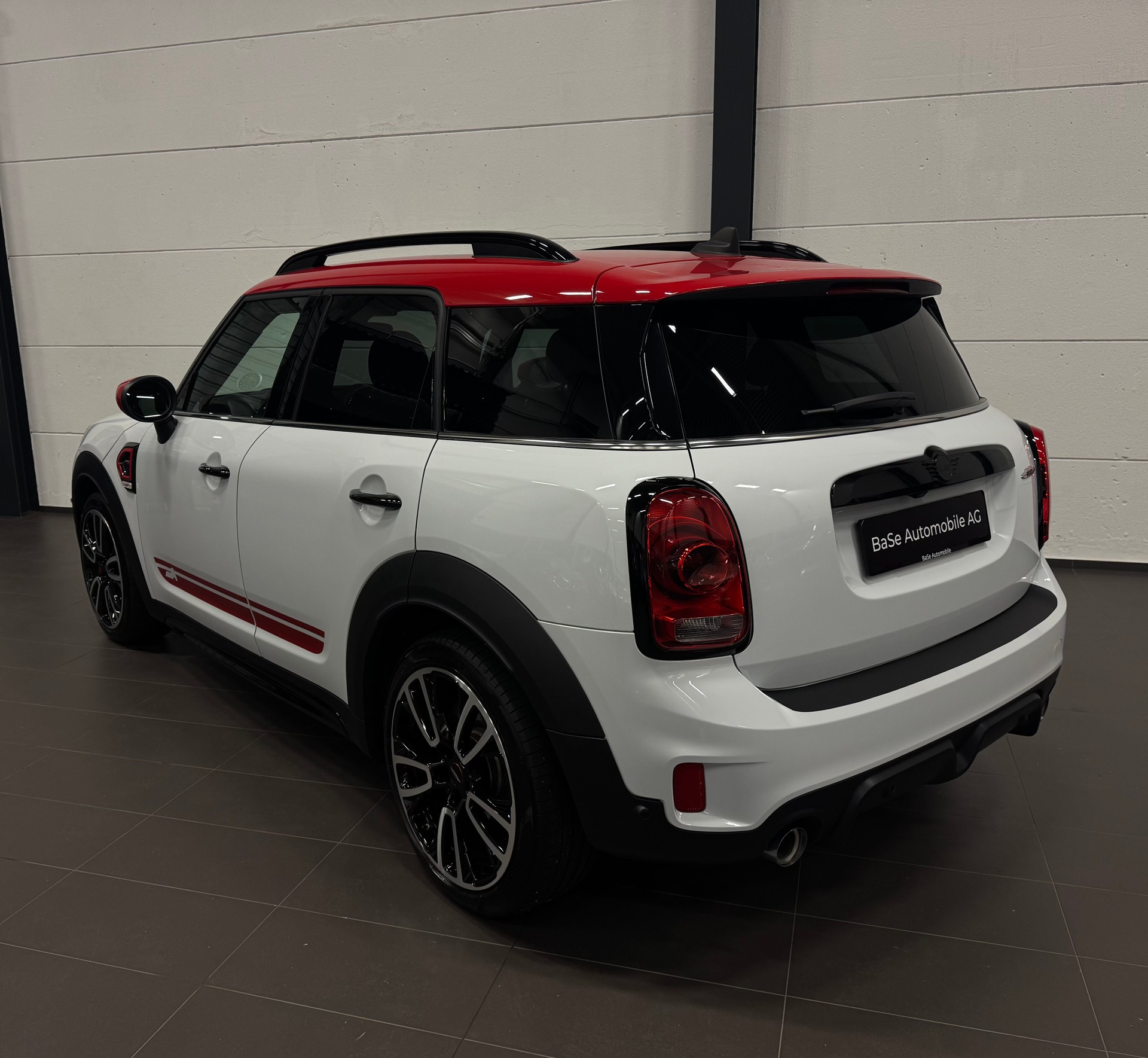 MINI Countryman John Cooper Works ALL4 Steptronic-image-10