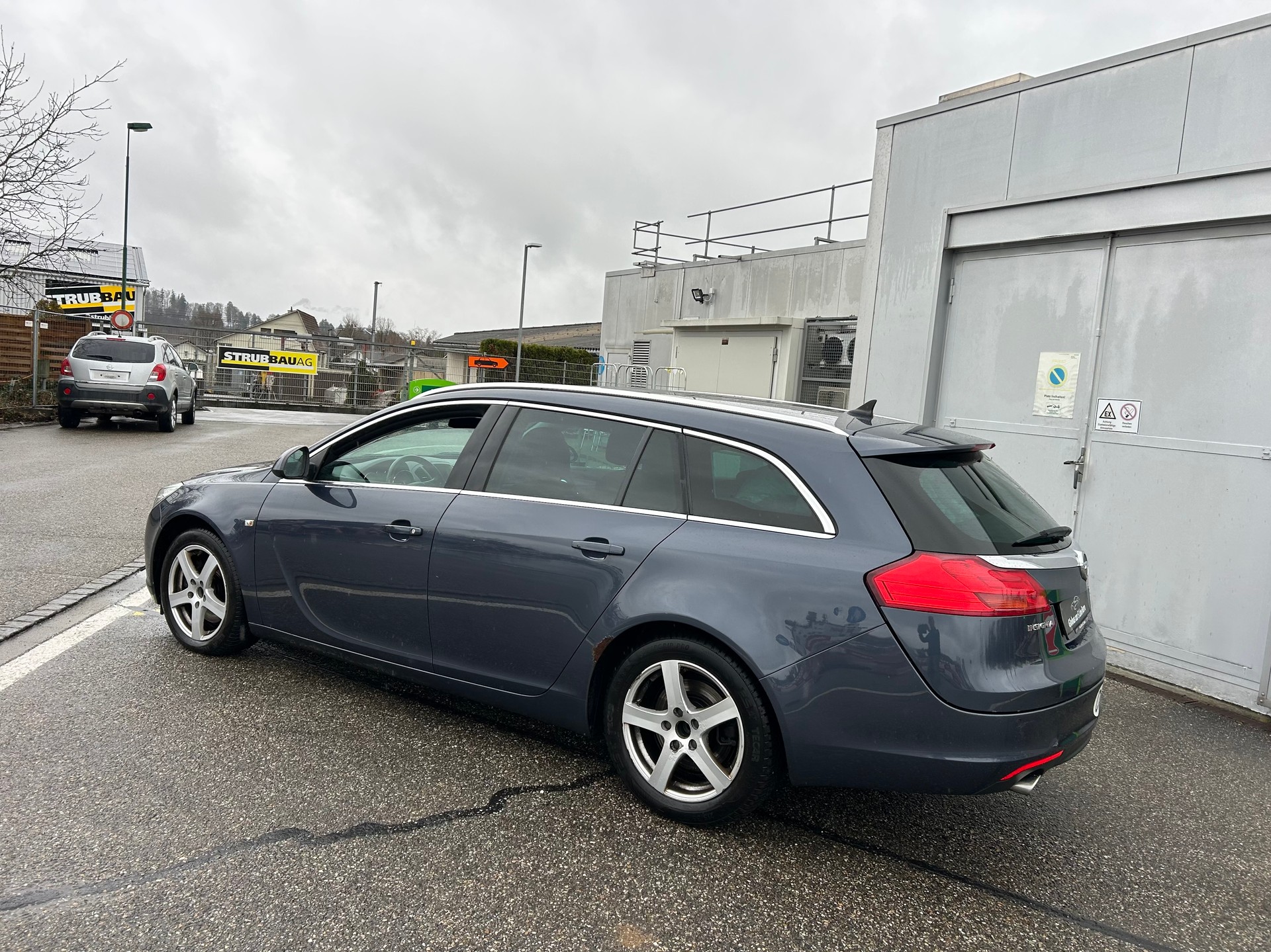 OPEL Insignia Sports Tourer 2.0 CDTI Cosmo-image-1