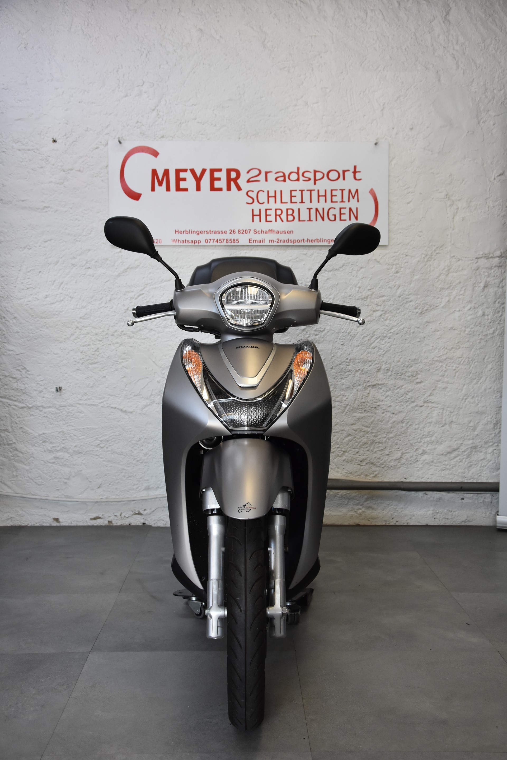 HONDA SH 125 i Mode-showroom-element-1