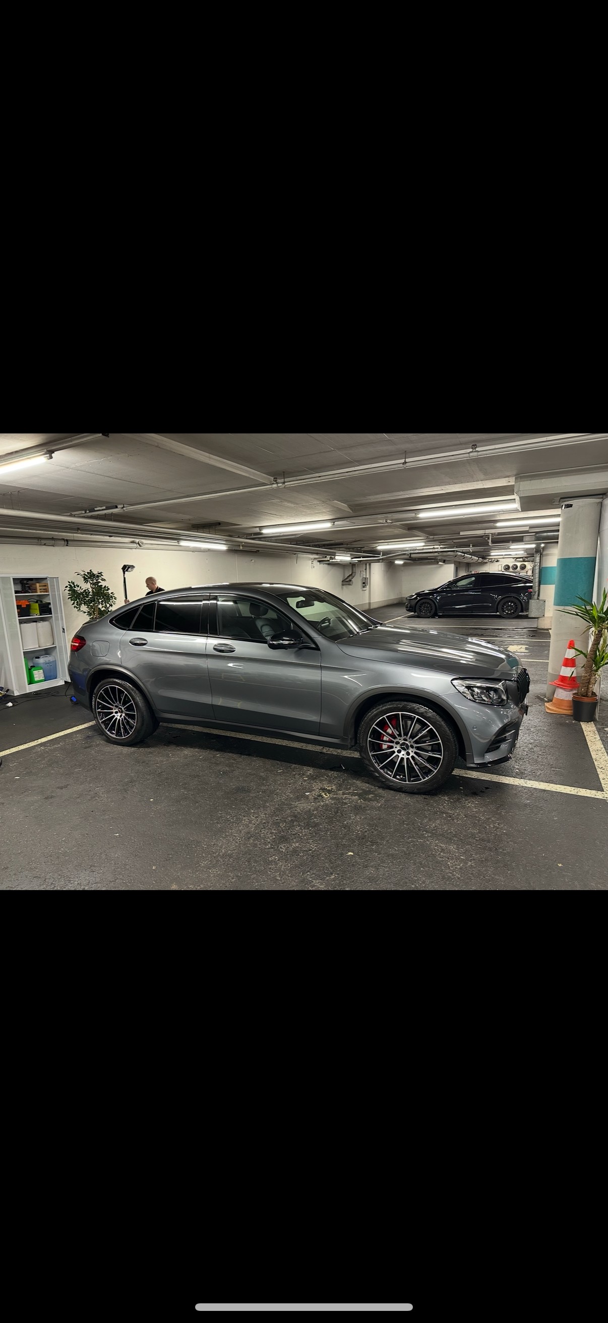 MERCEDES-BENZ GLC Coupé 250 AMG Line 4Matic 9G-Tronic-image-2