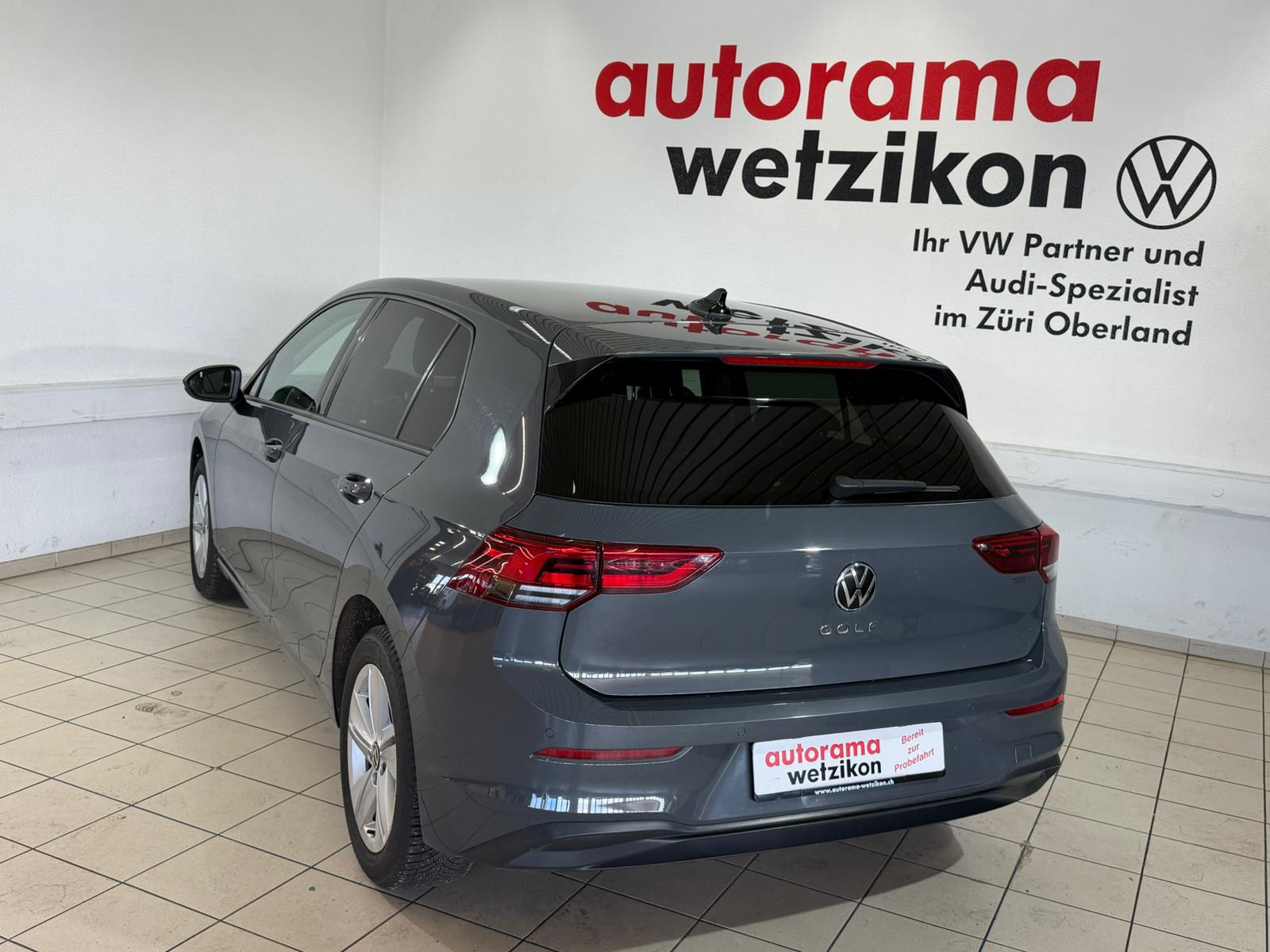 VW Golf 2.0 TDI Life-image-3