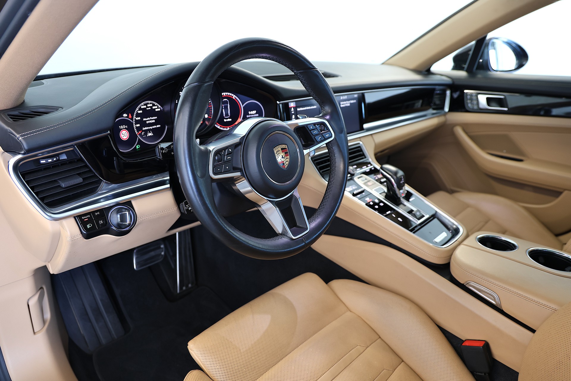 PORSCHE Panamera 4S Sport Turismo PDK-image-8