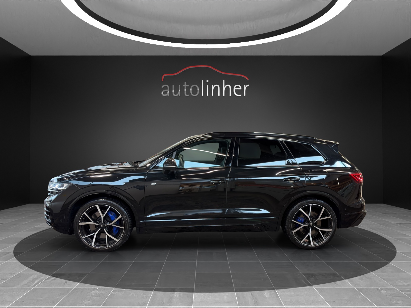 VW Touareg 3.0 TSI eHybrid R Final Edition Tiptronic-image-1
