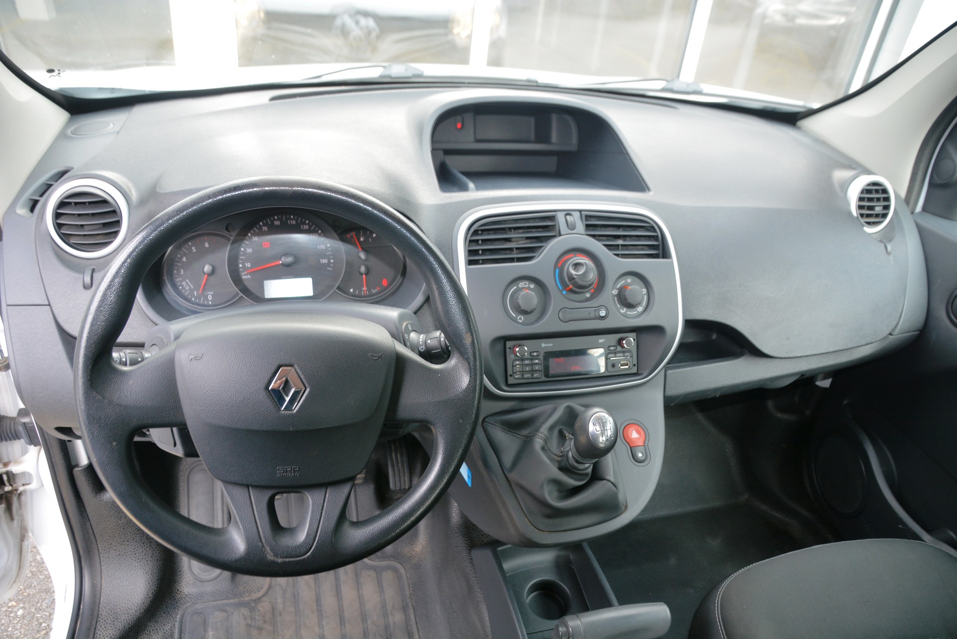 RENAULT Kangoo Medium TCe 115 ENERGY Business-image-6