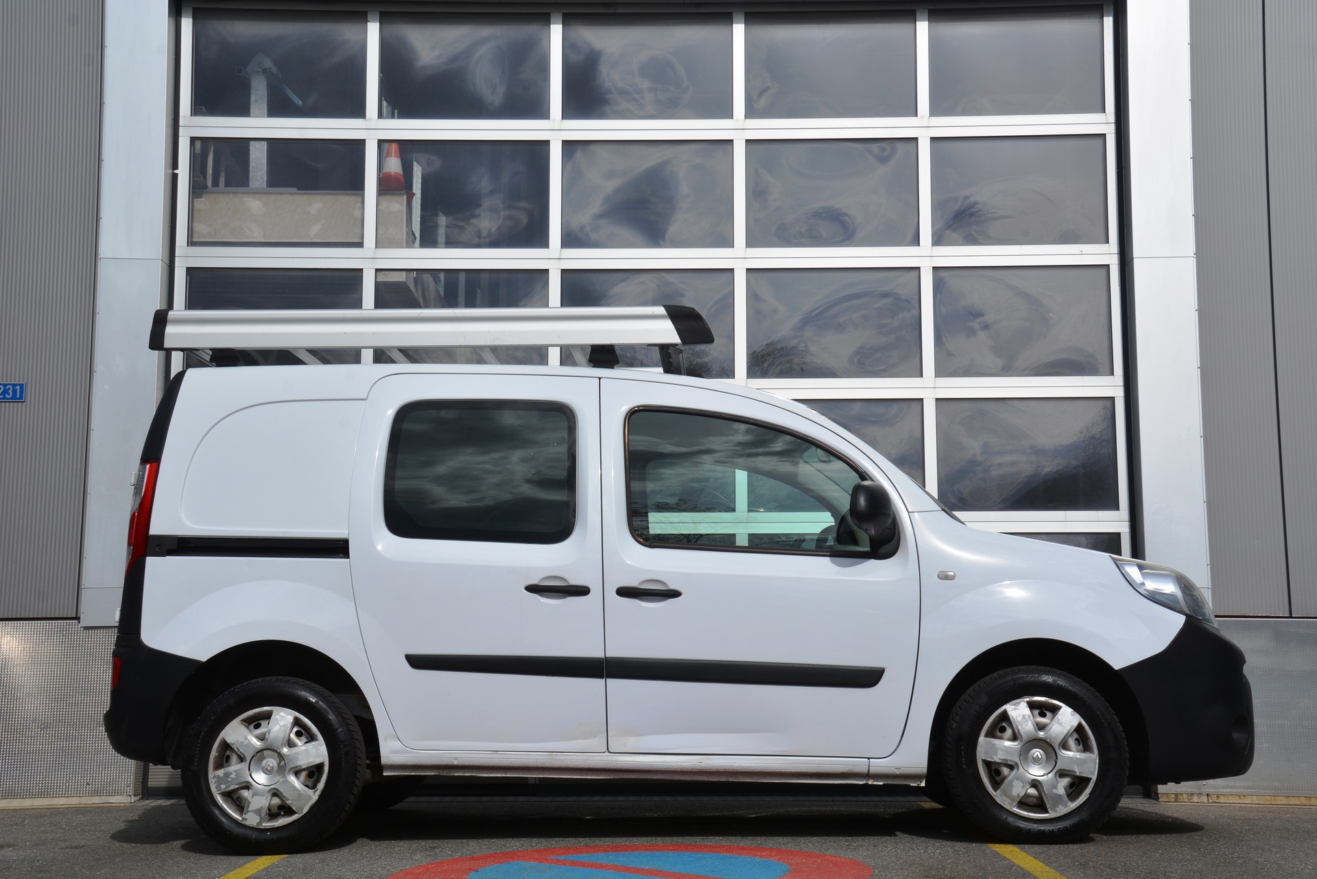 RENAULT Kangoo Medium TCe 115 ENERGY Business-image-4