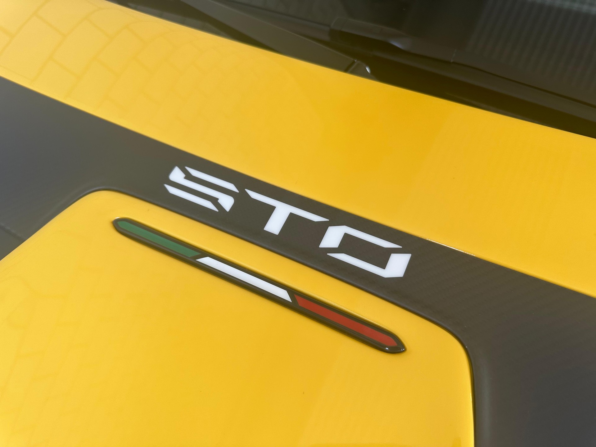 LAMBORGHINI Huracan STO Coupé DCT RWD-showroom-element-2