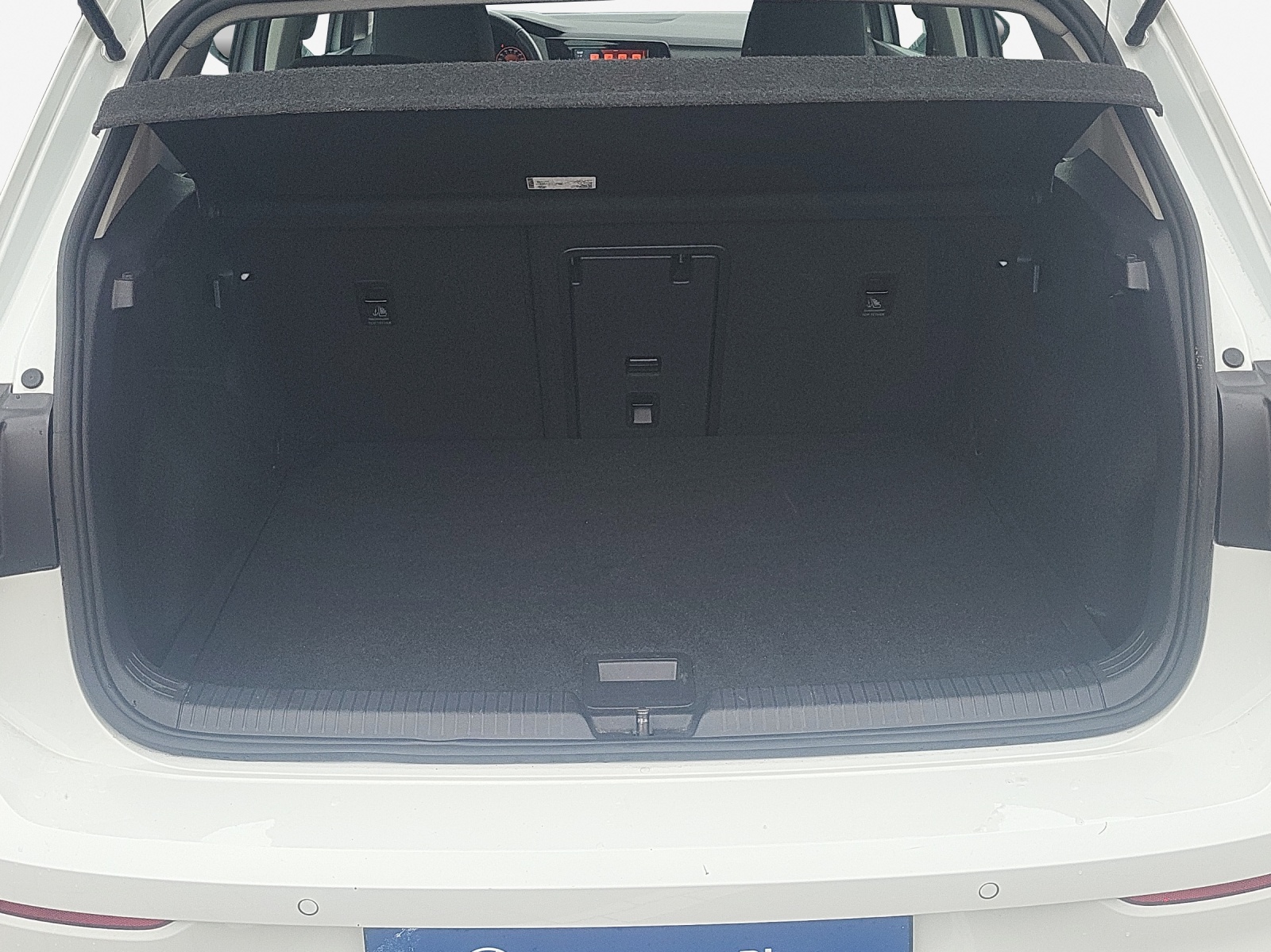 VW Golf 1.5 TSI ACT Style-image-12