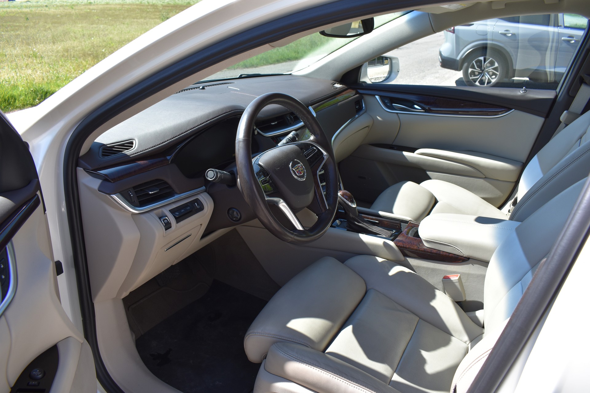 CADILLAC XTS 3.6 Premium AWD-image-8