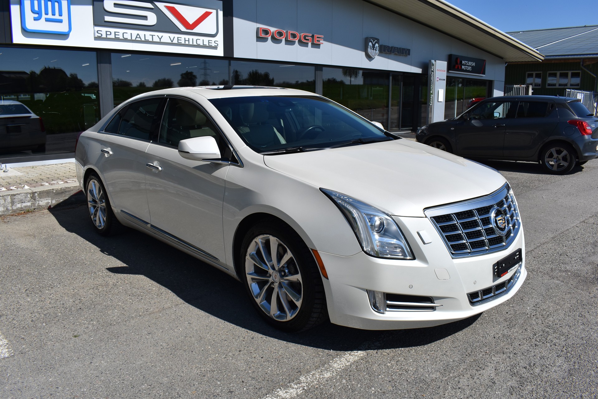 CADILLAC XTS 3.6 Premium AWD-image-1