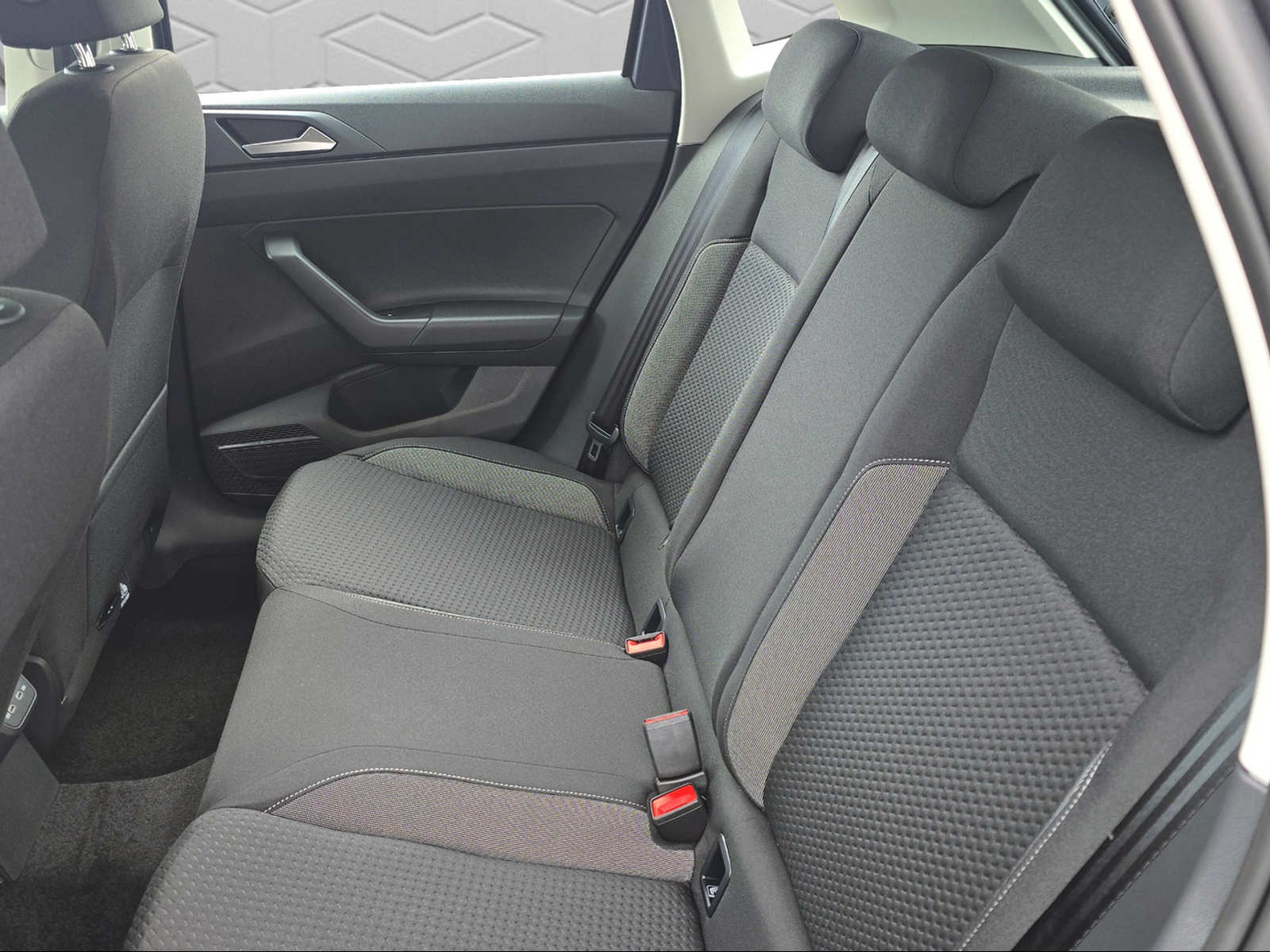 VW Polo 1.0 TSI Life-image-11