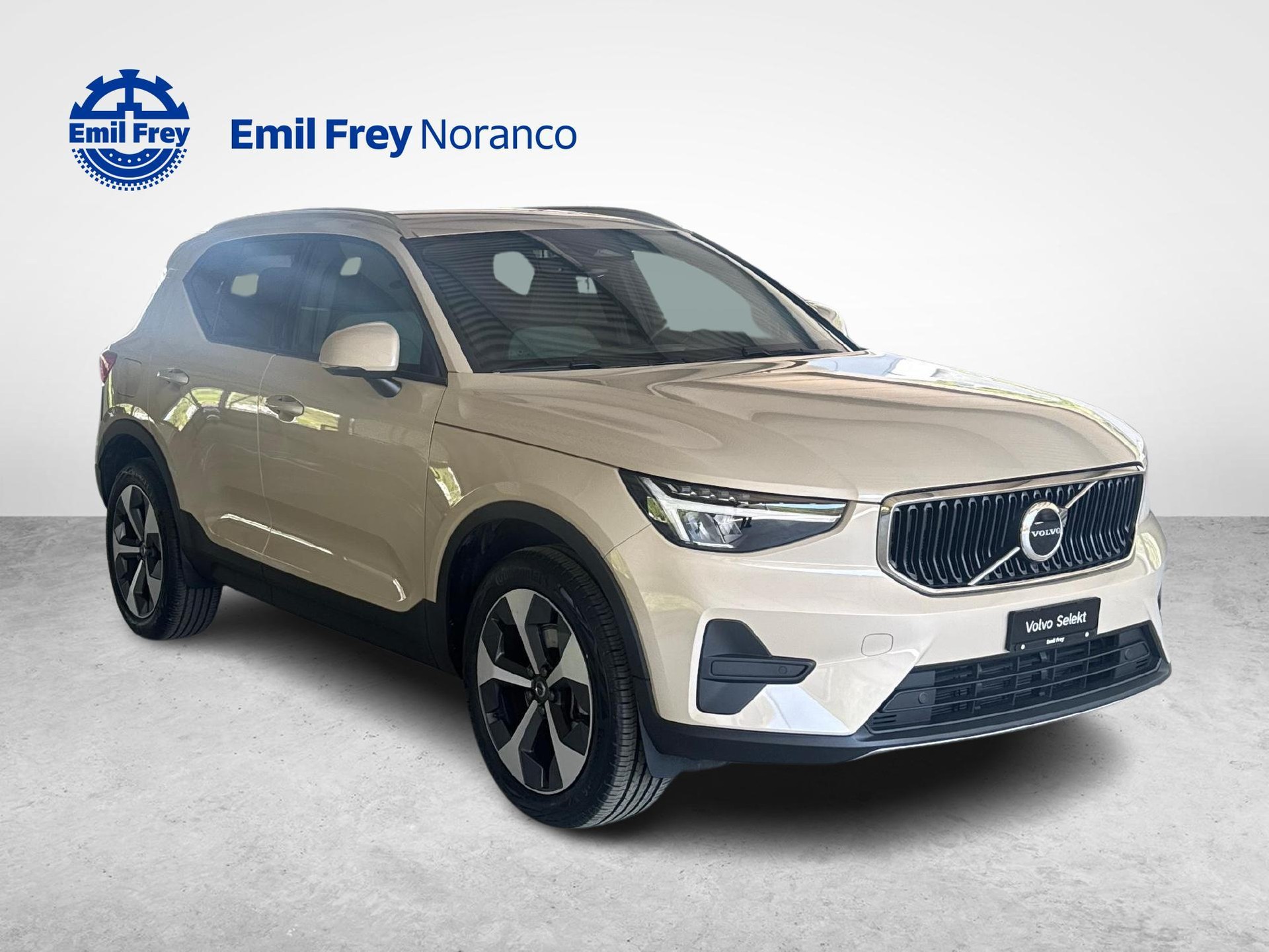 VOLVO XC40 2.0 B3 MH Core + Pneumatici invernali inclusi-image-6