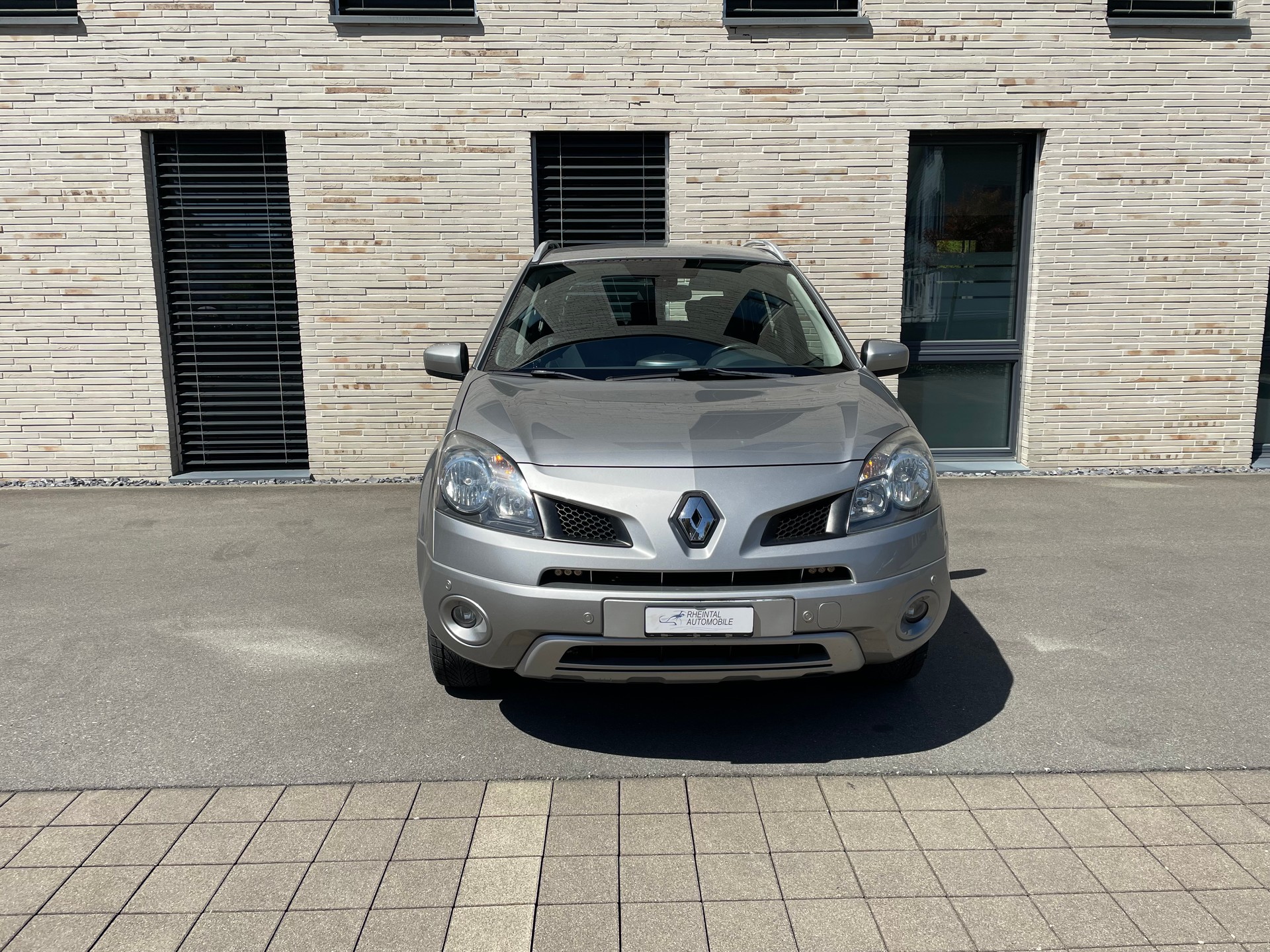 RENAULT Koleos 2.0 dCi Dynamique Luxe 4x4 Automatic-image-3
