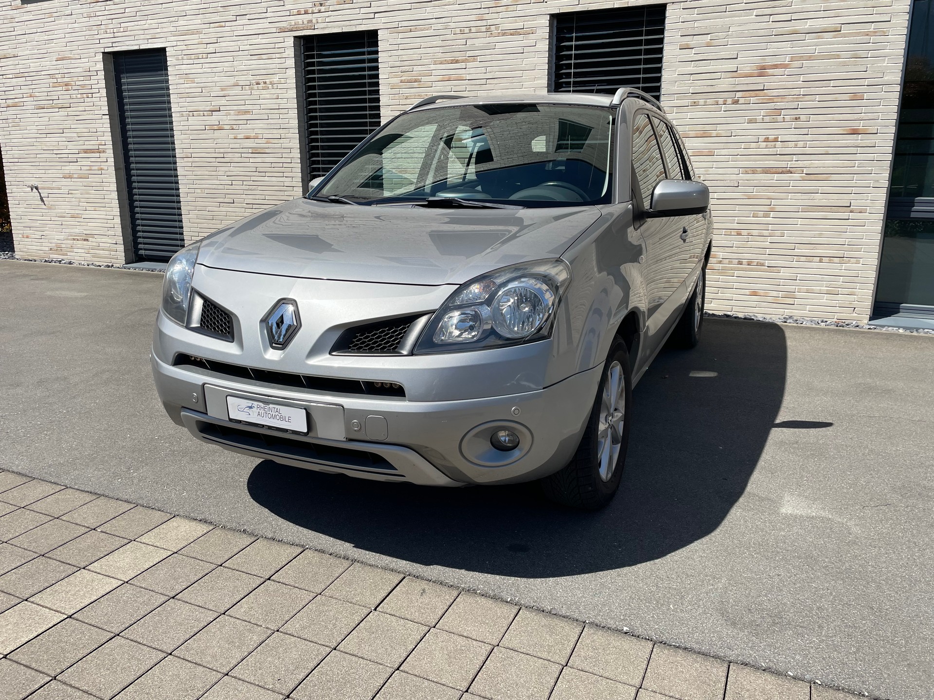 RENAULT Koleos 2.0 dCi Dynamique Luxe 4x4 Automatic-image-0