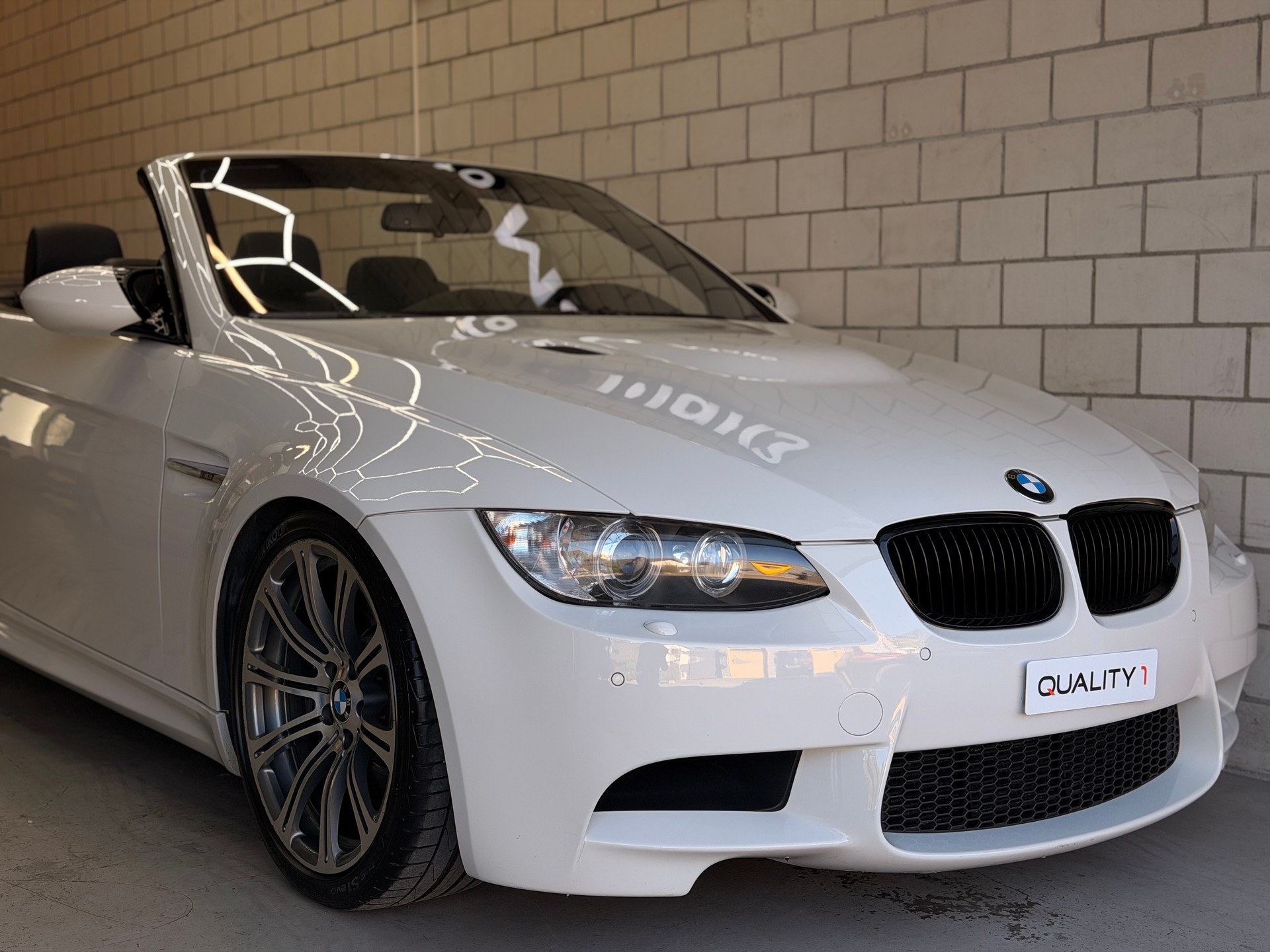 BMW M3 Cabriolet DSG-showroom-element-3
