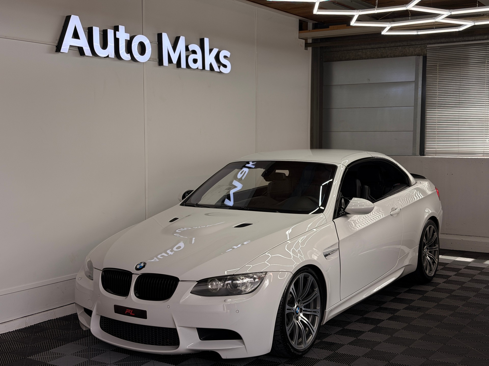 BMW M3 Cabriolet DSG-image-1
